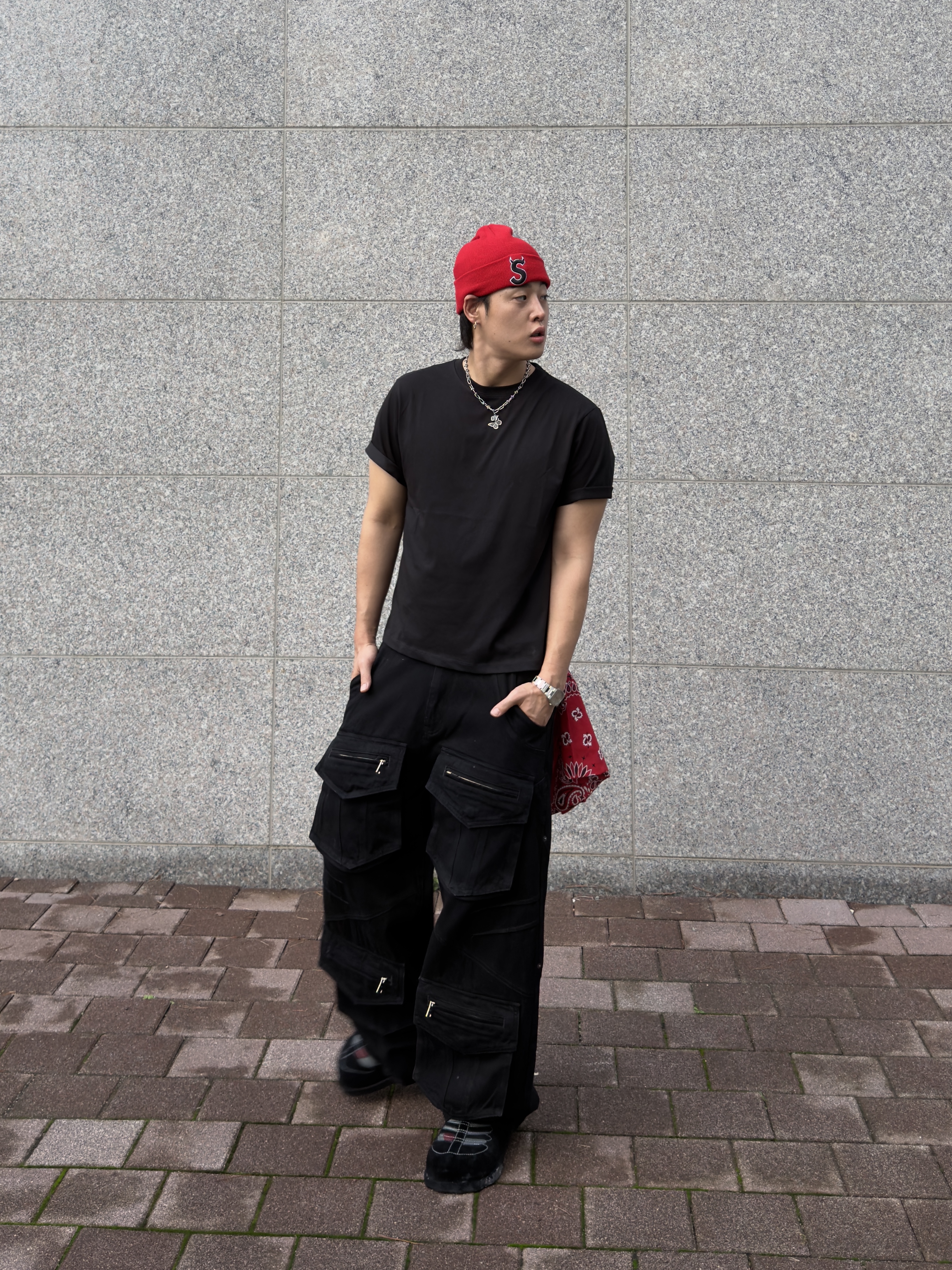 Supreme New Era Devil S Logo Beanie Red - 26SS 착용 스타일 - 1