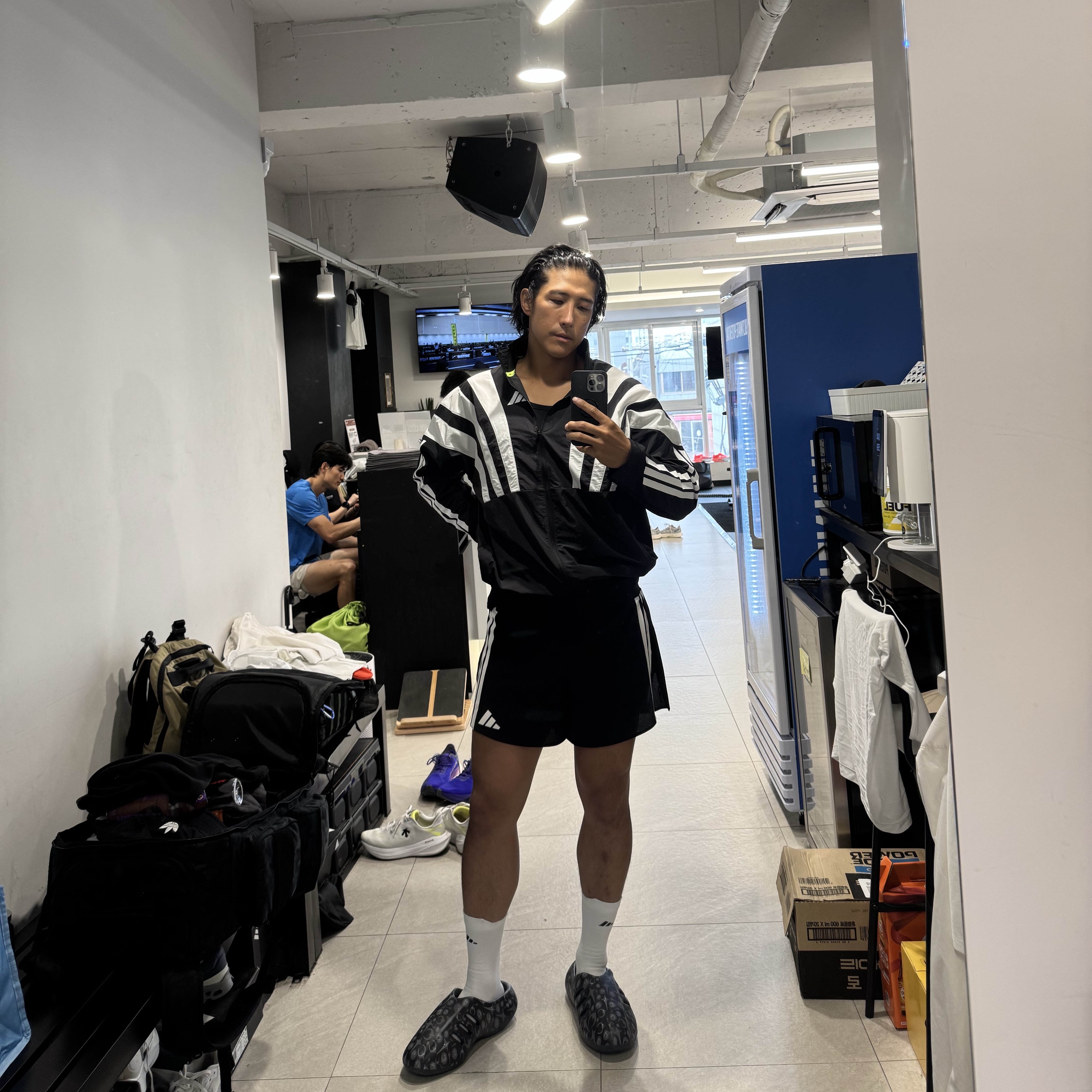 Adidas x Thug Club Adifom Iiinfinity Mule Core Black, Adidas Adizero Archive Running Jacket Black - KR Sizing 착용 스타일