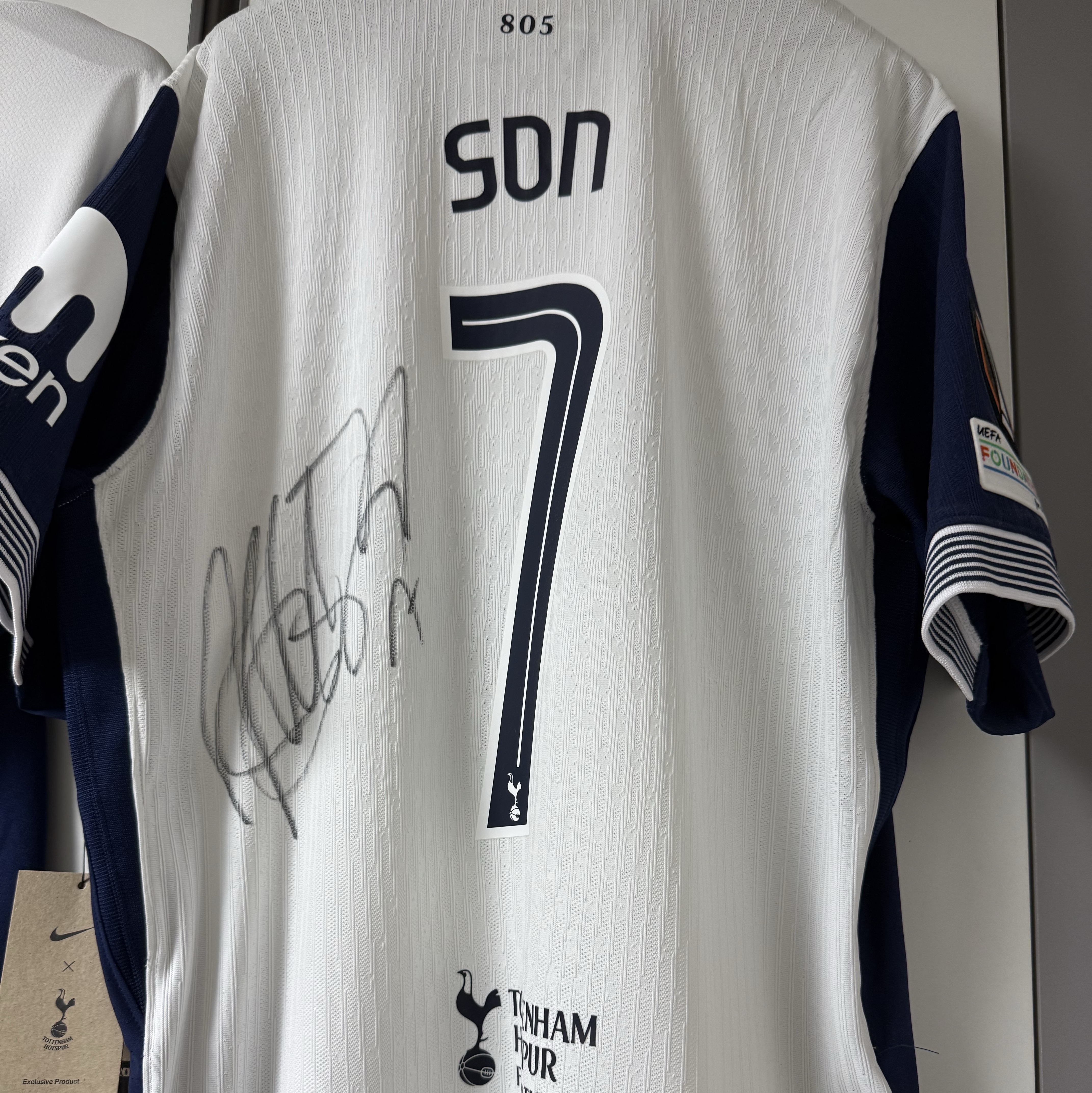 Nike Tottenham Hotspur 2024/25 Dri-Fit ADV Match Home Authentic Jersey White (Non Marking Ver.) 착용 스타일