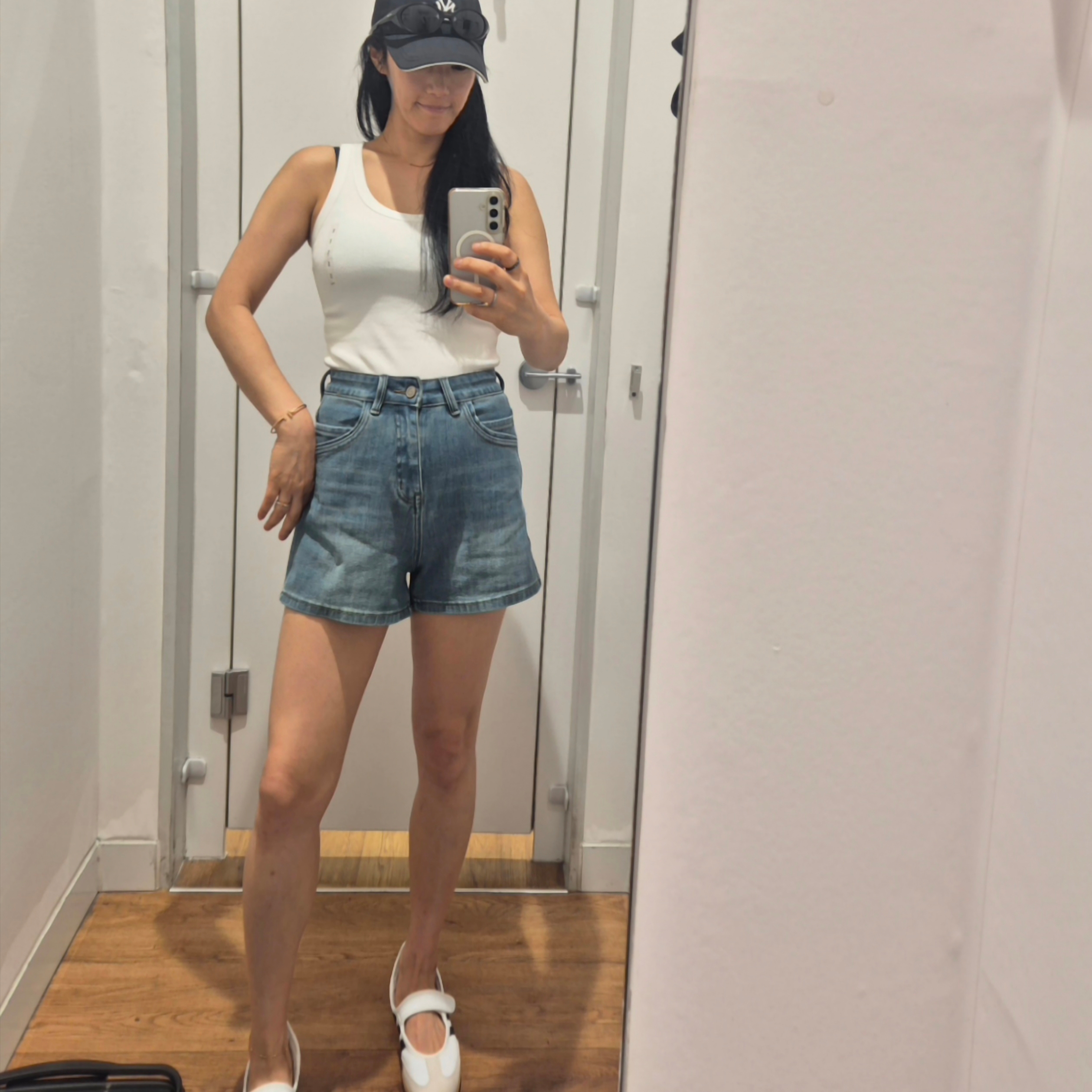 (W) Adidas Samba Jane Cloud White Alumina 착용 스타일 - 2