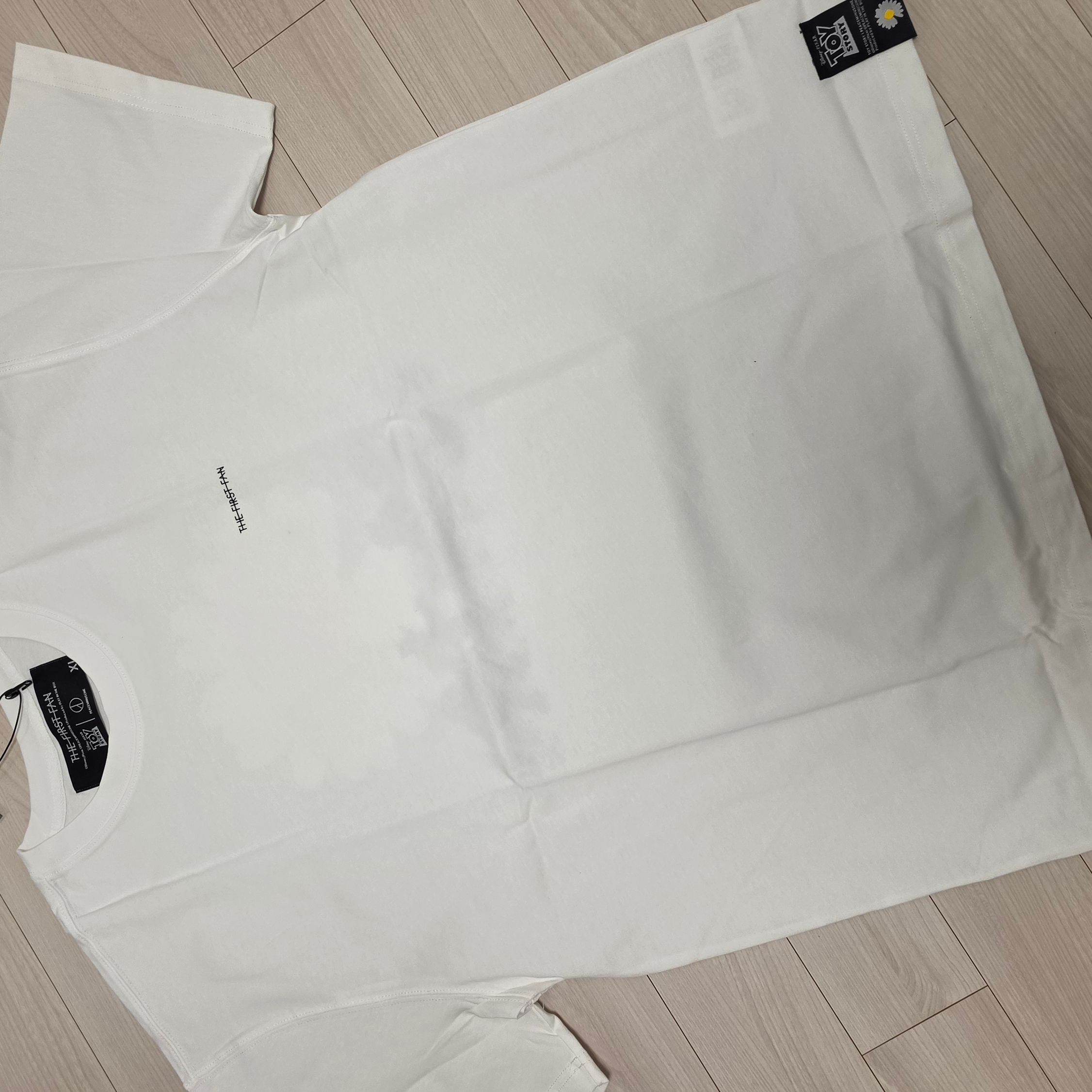 Peaceminusone x Toy Story The First Fan T-Shirt 05 White 착용 스타일 - 2