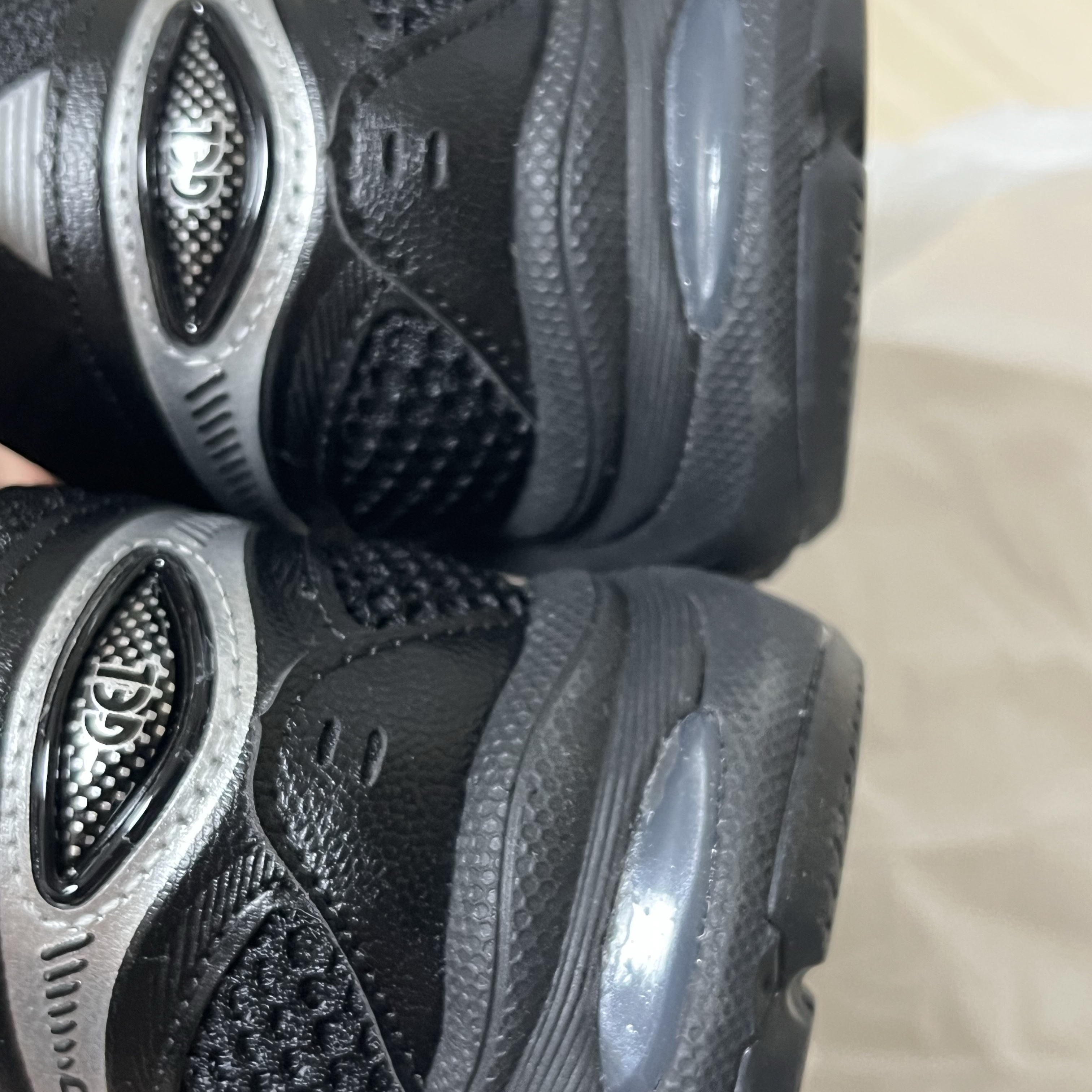Asics GT-2160 Black Pure Silver 착용 스타일