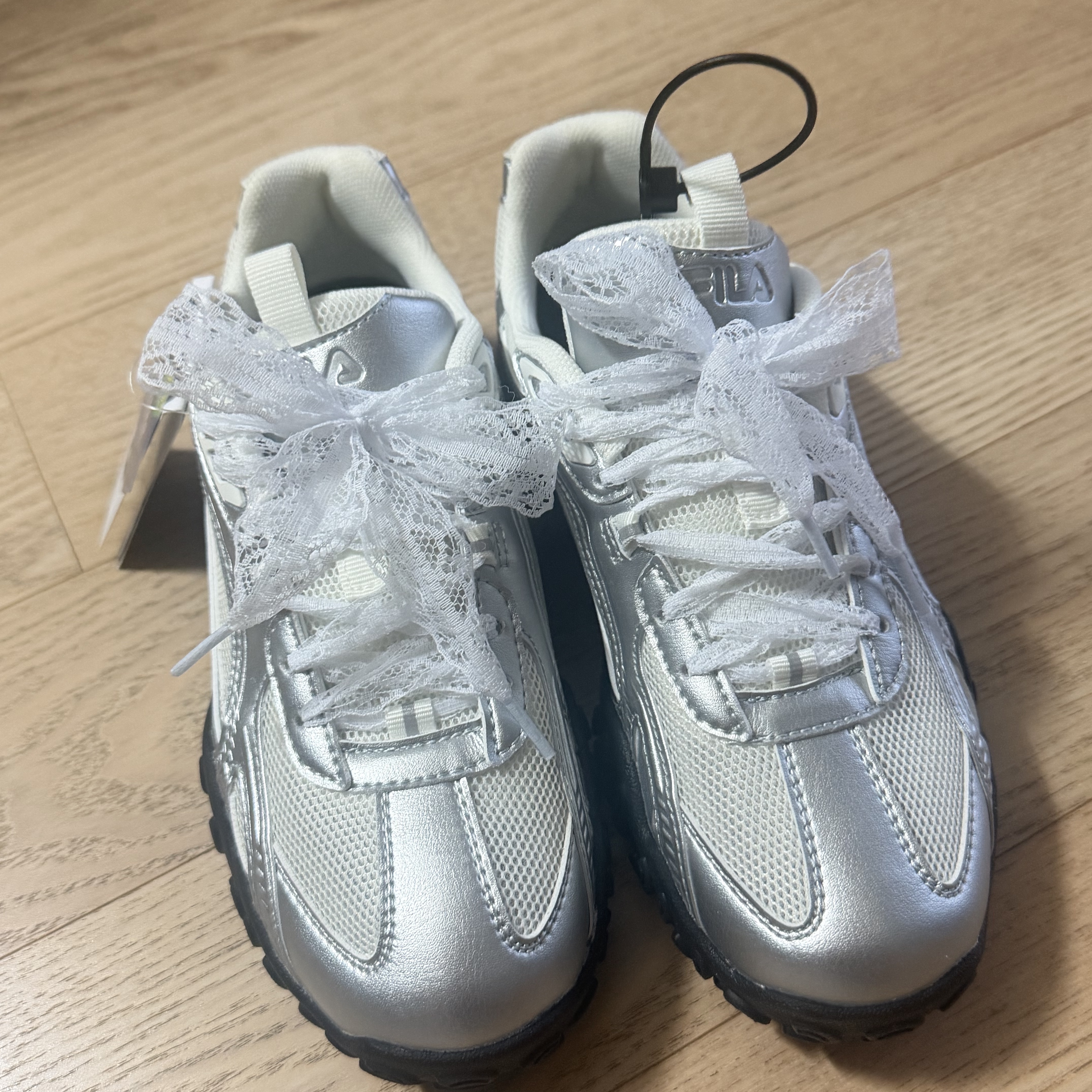Fila Echappe MS Silver Moon 착용 스타일 - 2