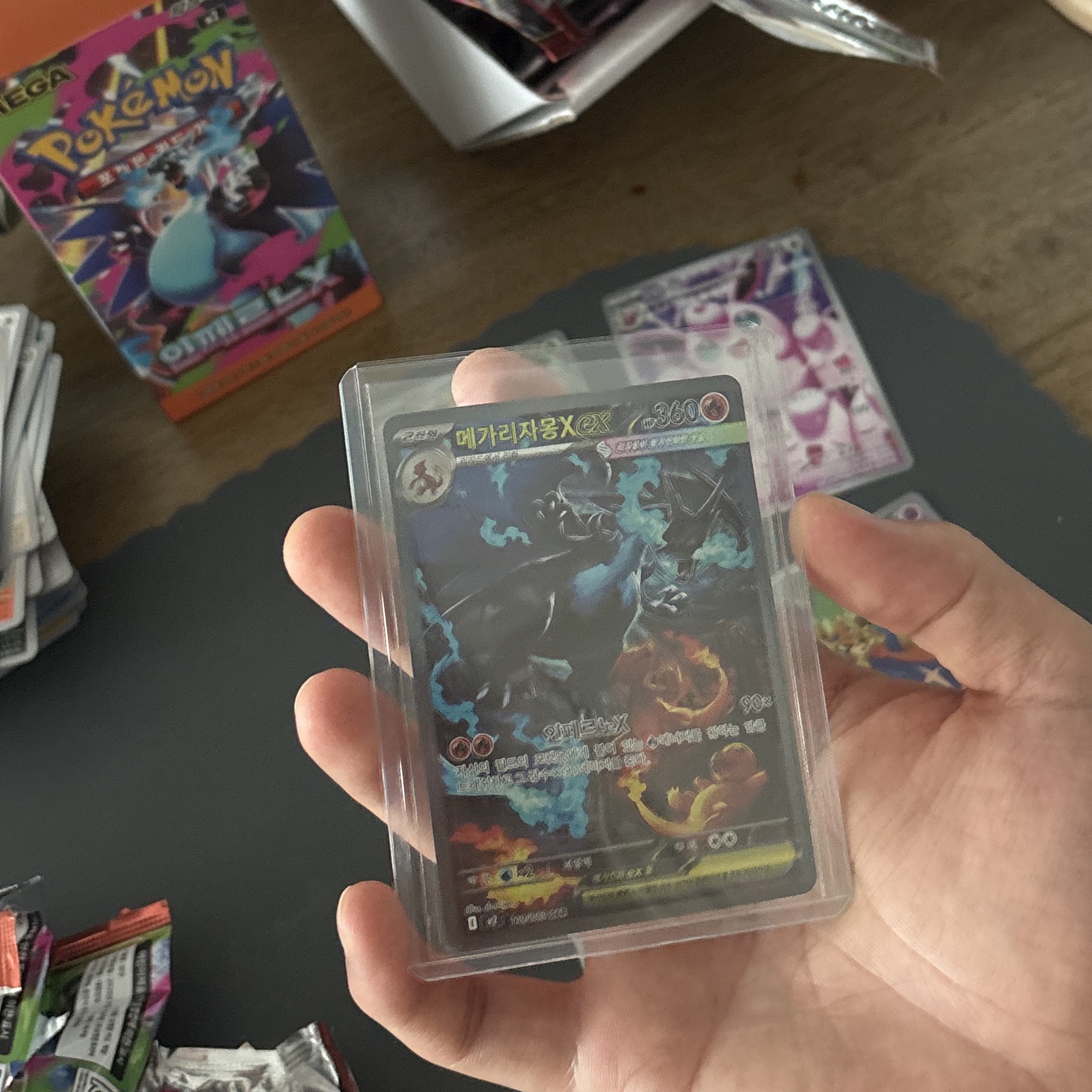 Pokemon TCG Mega Expansion Pack Inferno X Box (Pack of 30/Korean Ver.), Pokemon TCG Mega Charizard X ex SAR Inferno X (Korean Ver.) 착용 스타일