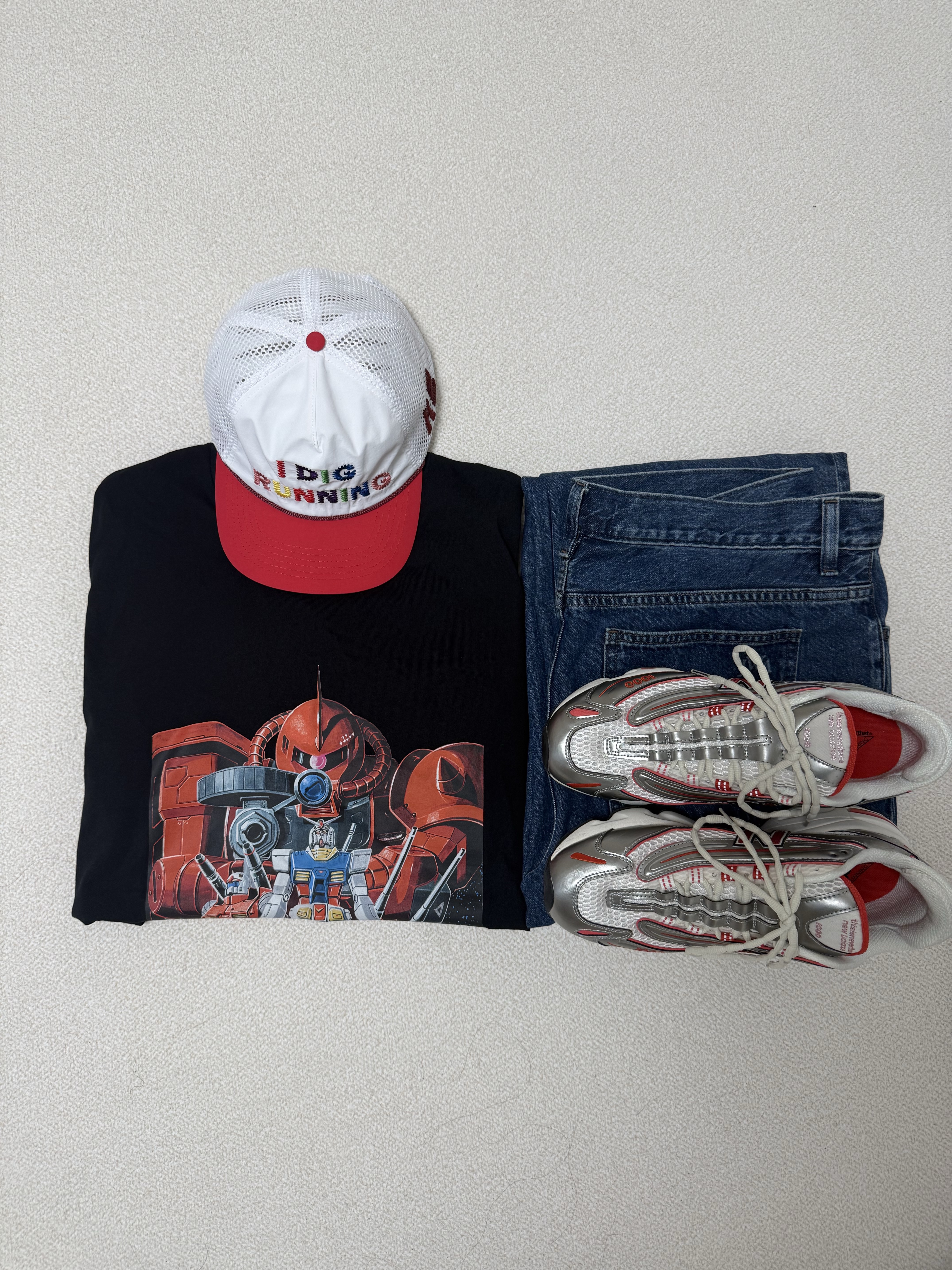 New Balance x Thisisneverthat M1000 Metallic Silver Red 착용 스타일 - 1