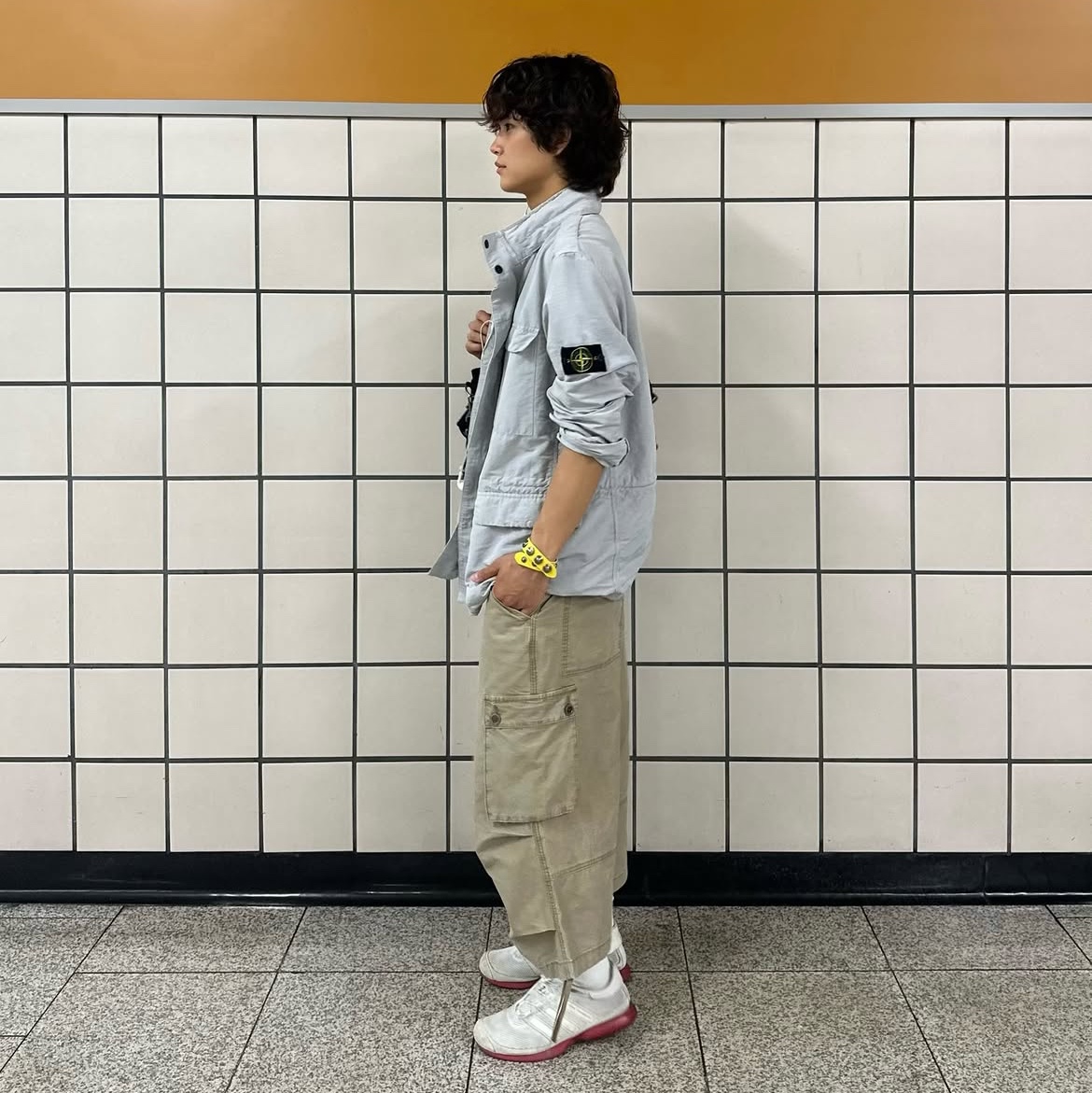 CHOWOO Vintage Military Capri Cargo Pants Washed Beige, CHOWOO Vintage Military Capri Cargo Pants Washed Khaki 착용 스타일 - 2