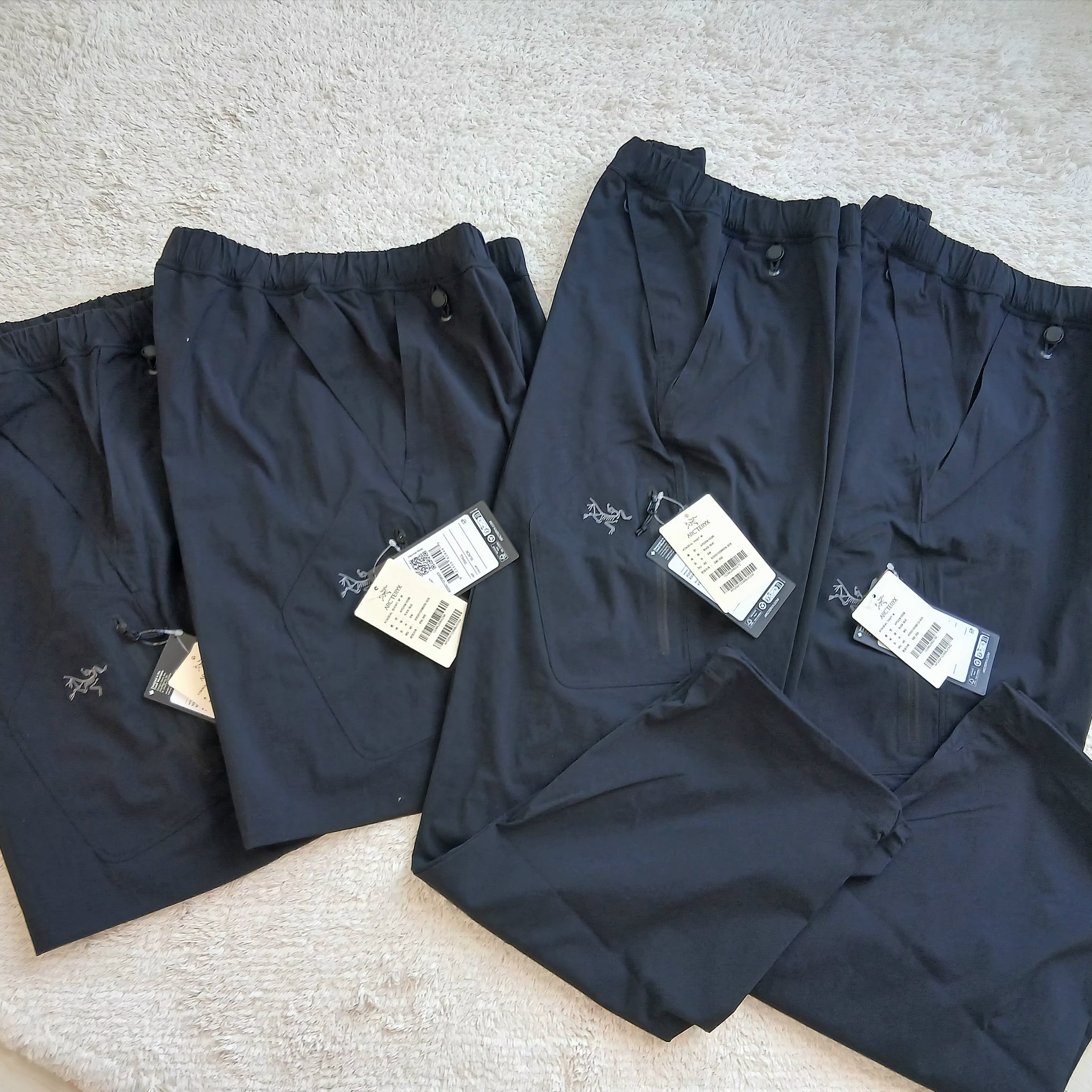 Arc'teryx Konseal Shorts 9 Inch Black, Arc'teryx Konseal Pants Black 착용 스타일 - 2
