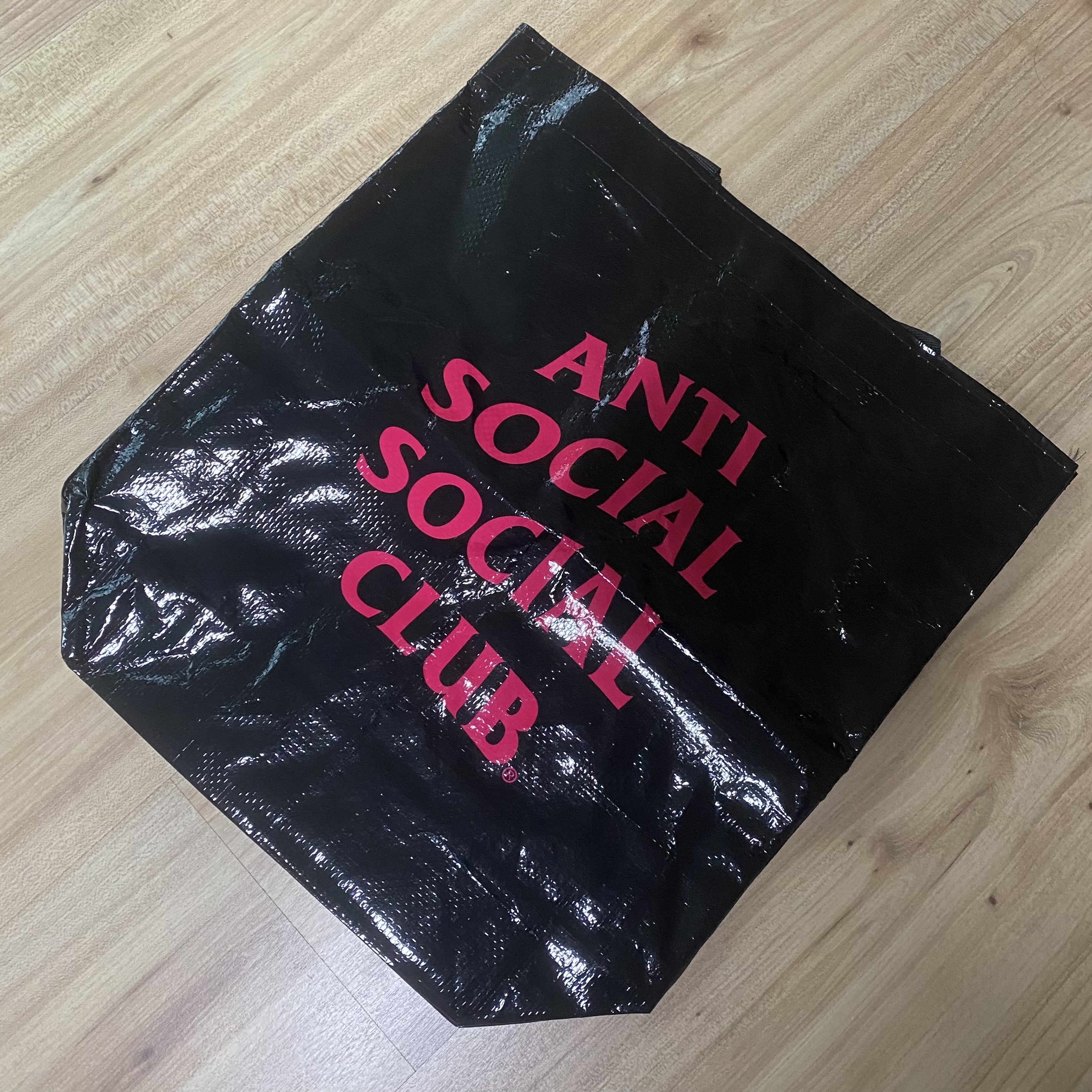 Anti Social Social Club Reusable Bag Black 착용 스타일