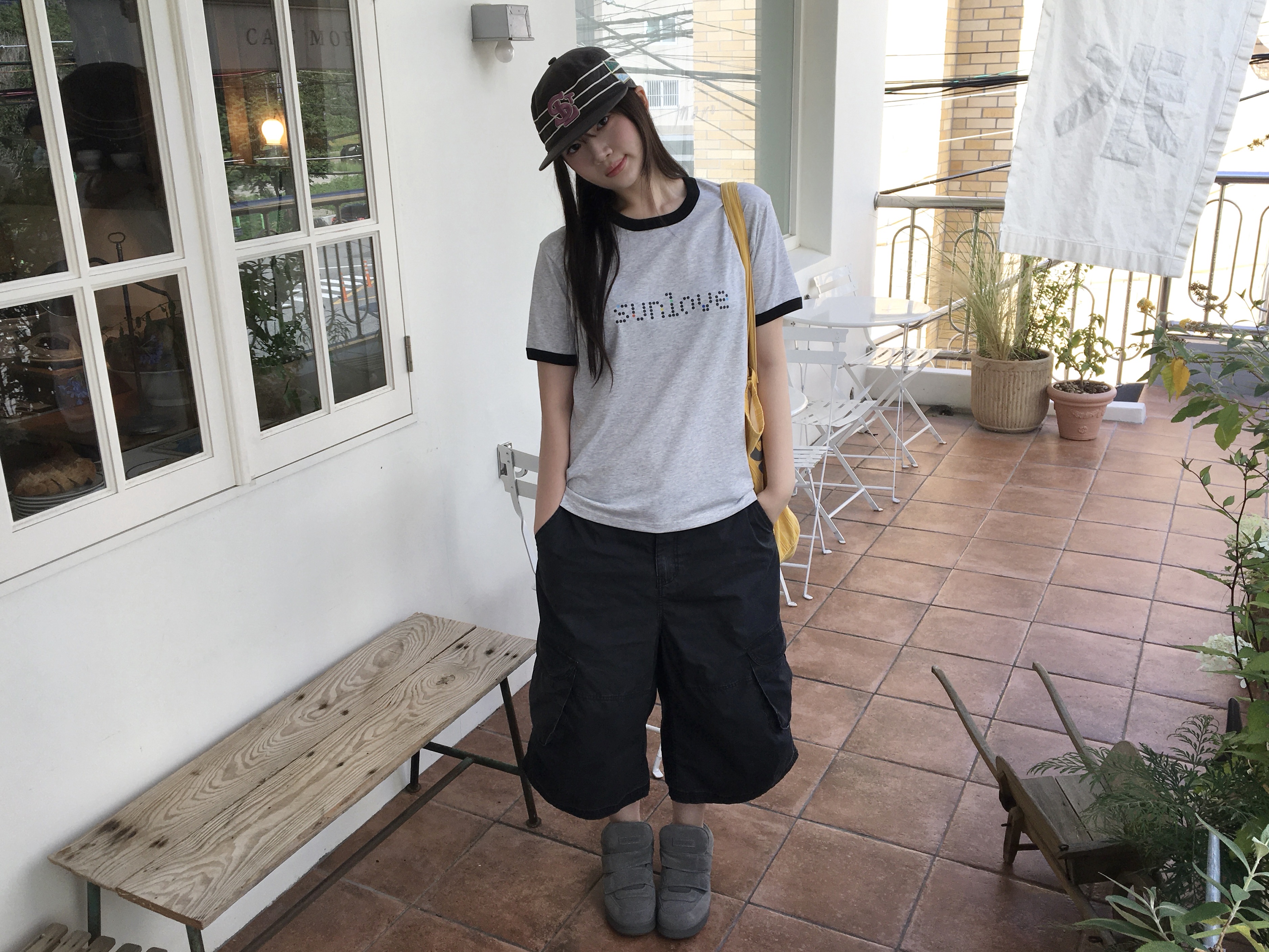 [더블적립] sunlovetour SLT Pillbox Cap Brown, [더블적립] sunlovetour Dots Ringer Tee Heather Grey 착용 스타일