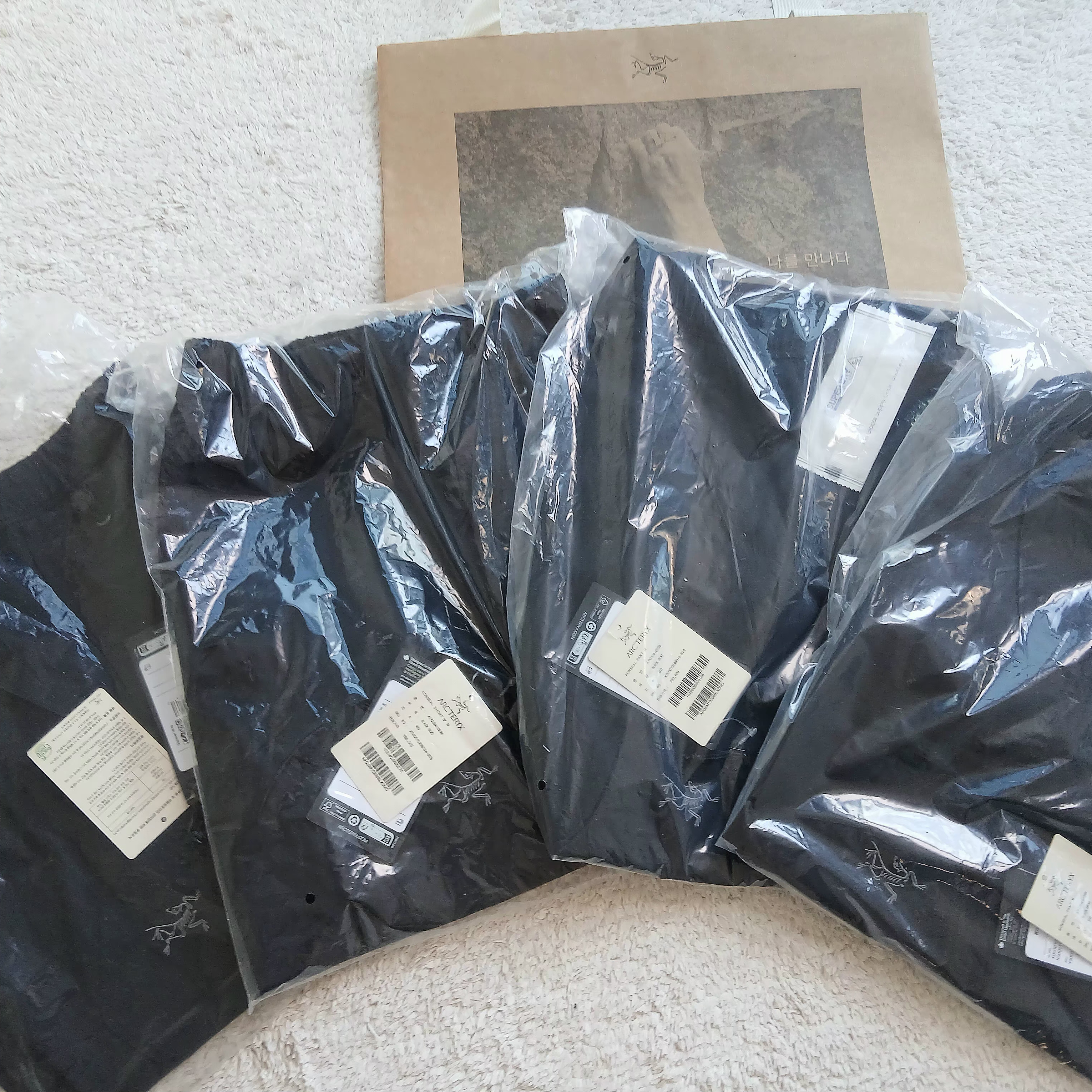 Arc'teryx Konseal Shorts 9 Inch Black, Arc'teryx Konseal Pants Black 착용 스타일 - 3