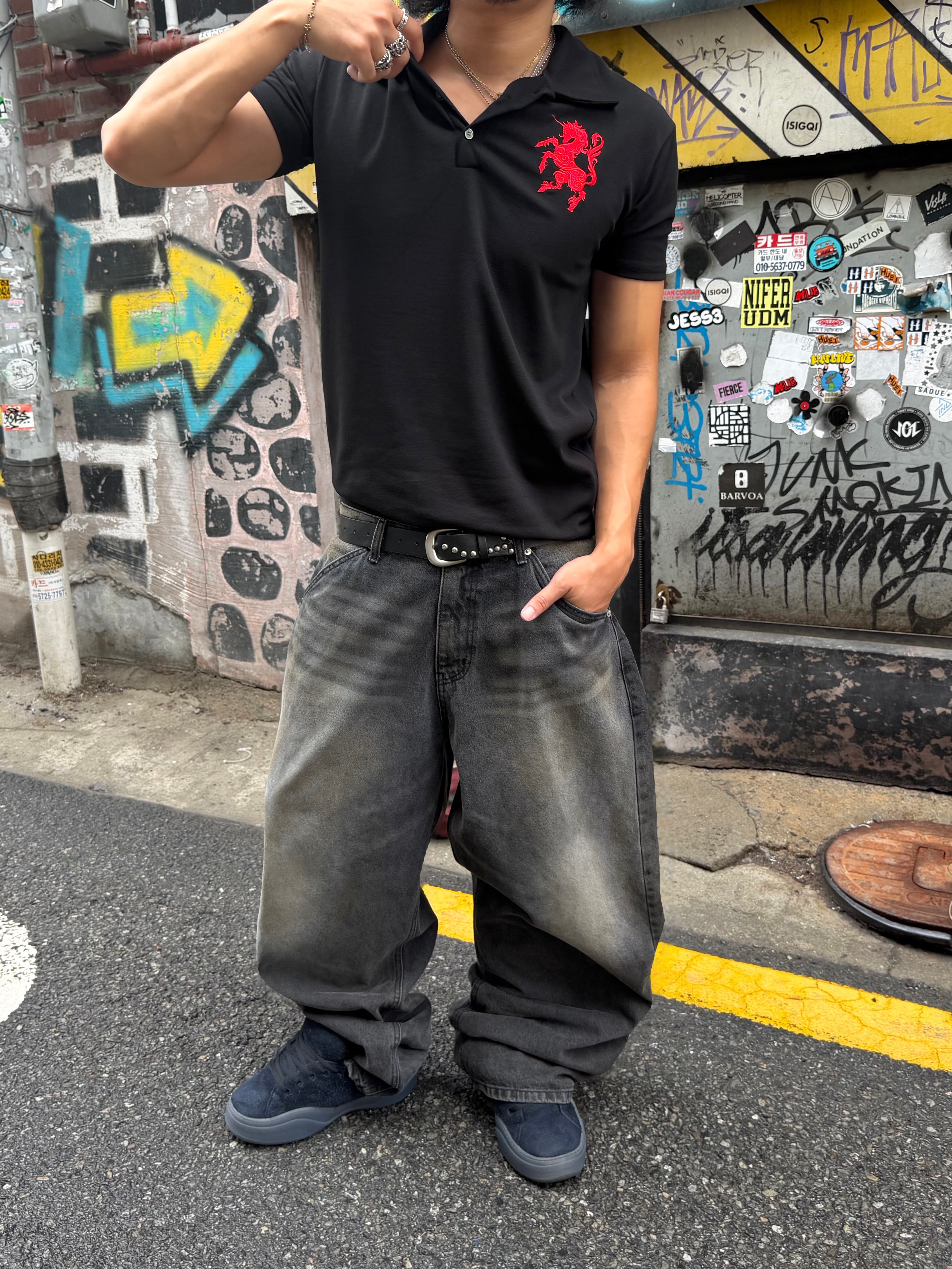 ERL Vamp Skate Shoe Pirate Black, ERL Limited Edition Corduroy Vamp Pirate Black 착용 스타일 - 3