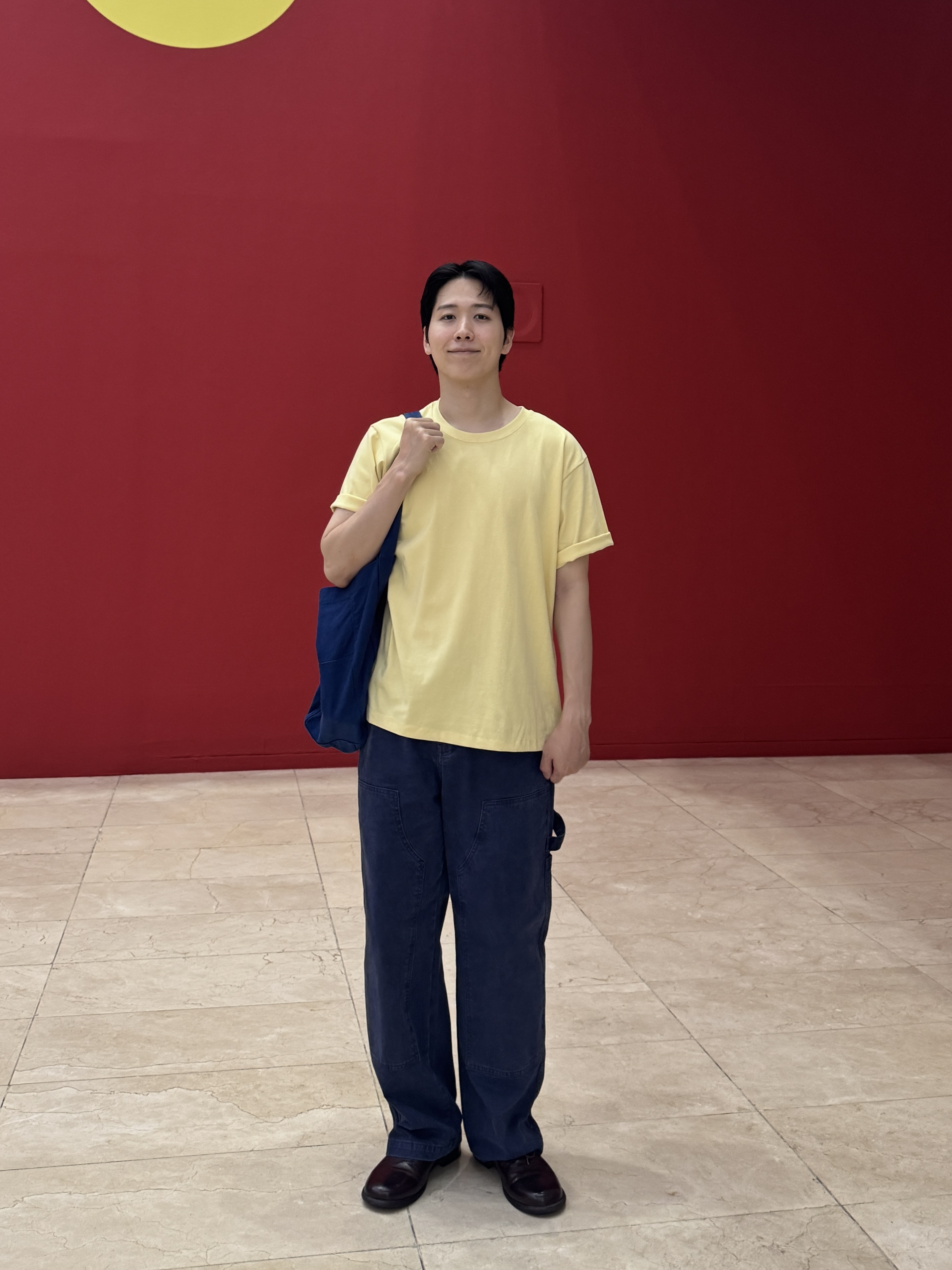 noun Soft Round T-Shirts Yellow, noun Washed Carpenter Pants Blue 착용 스타일 - 1