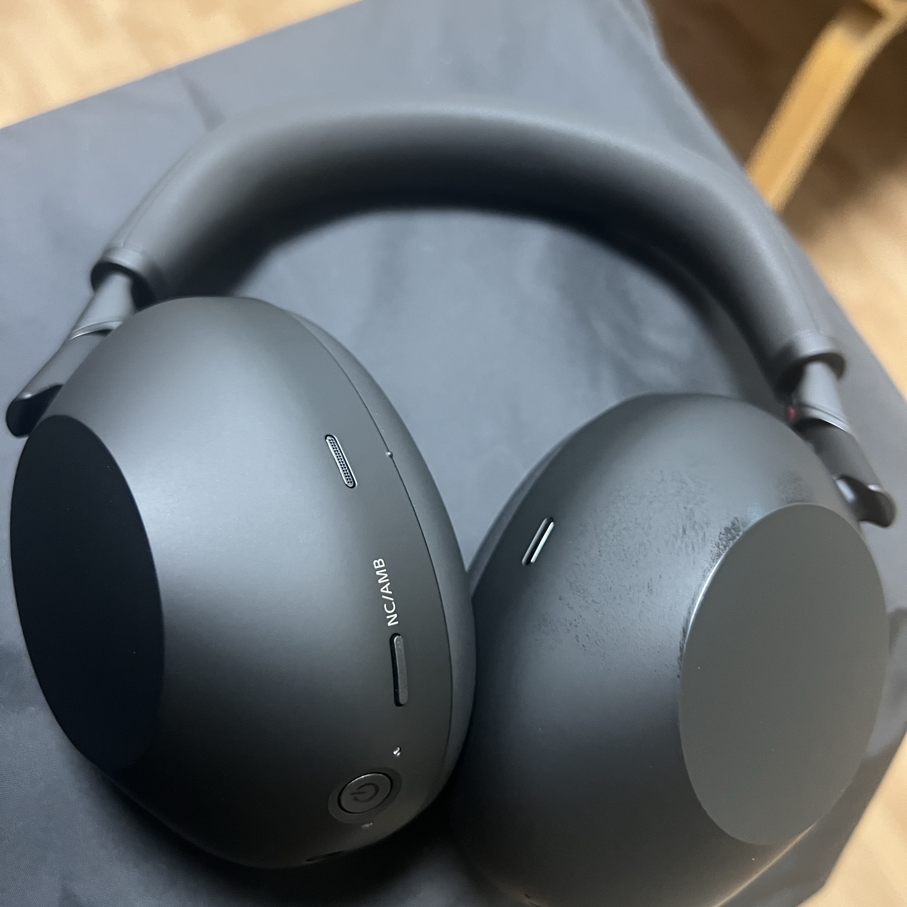 Sony WH-1000XM6 (Sony Korea Ver.) 착용 스타일