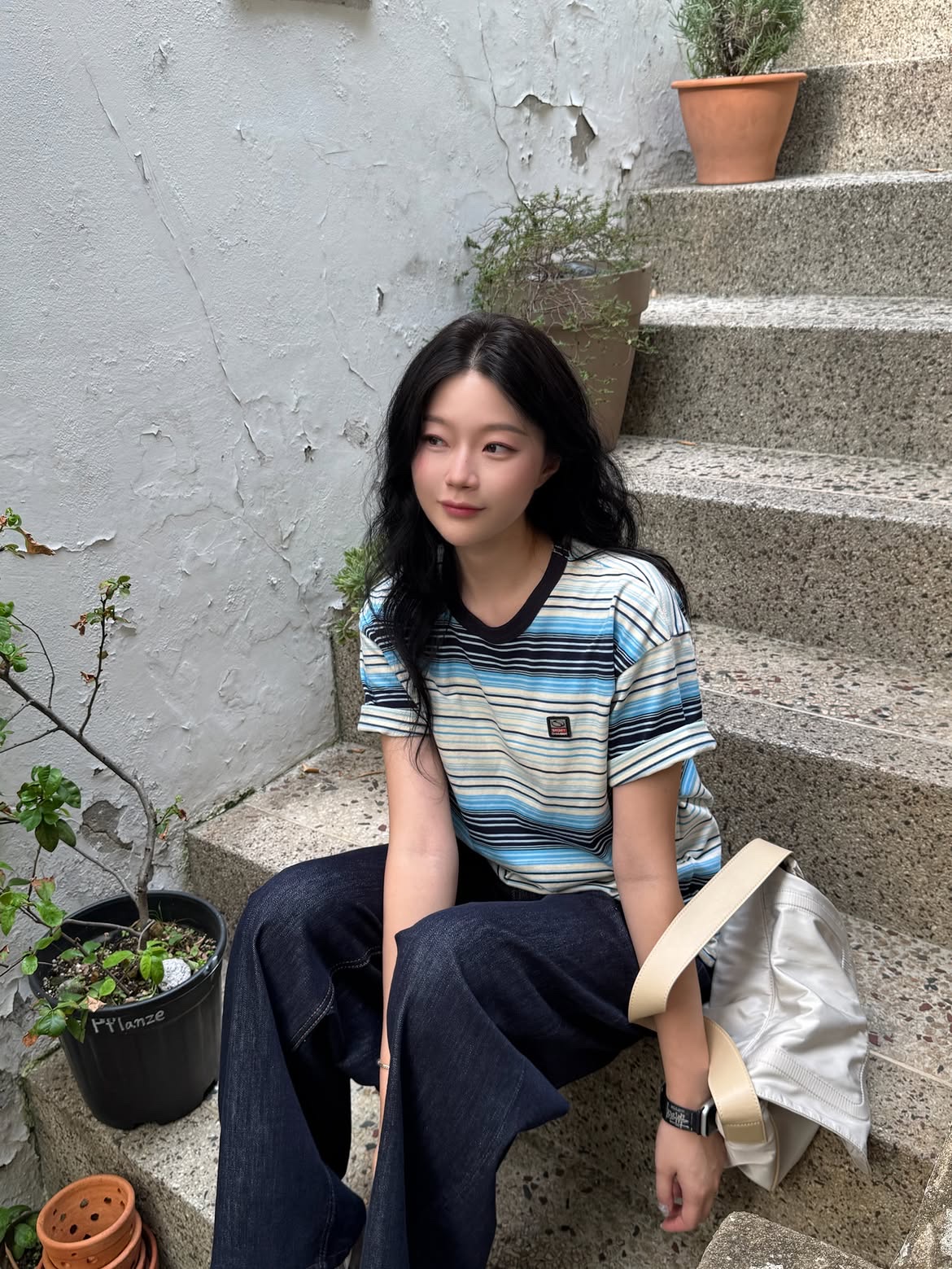 SPORT CHAMBER Glitch T-shirt SKY BLUE 착용 스타일 - 3