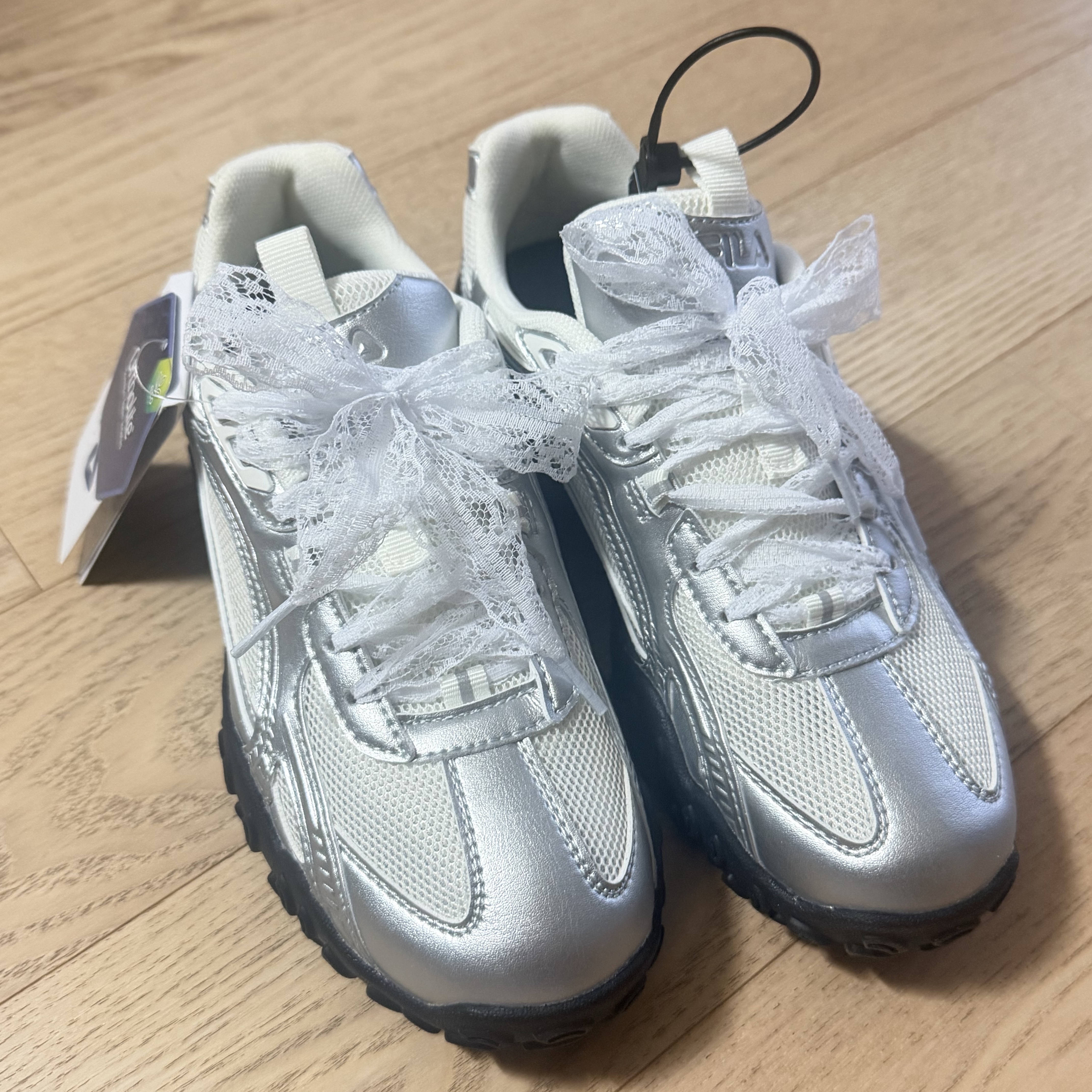 Fila Echappe MS Silver Moon 착용 스타일 - 1