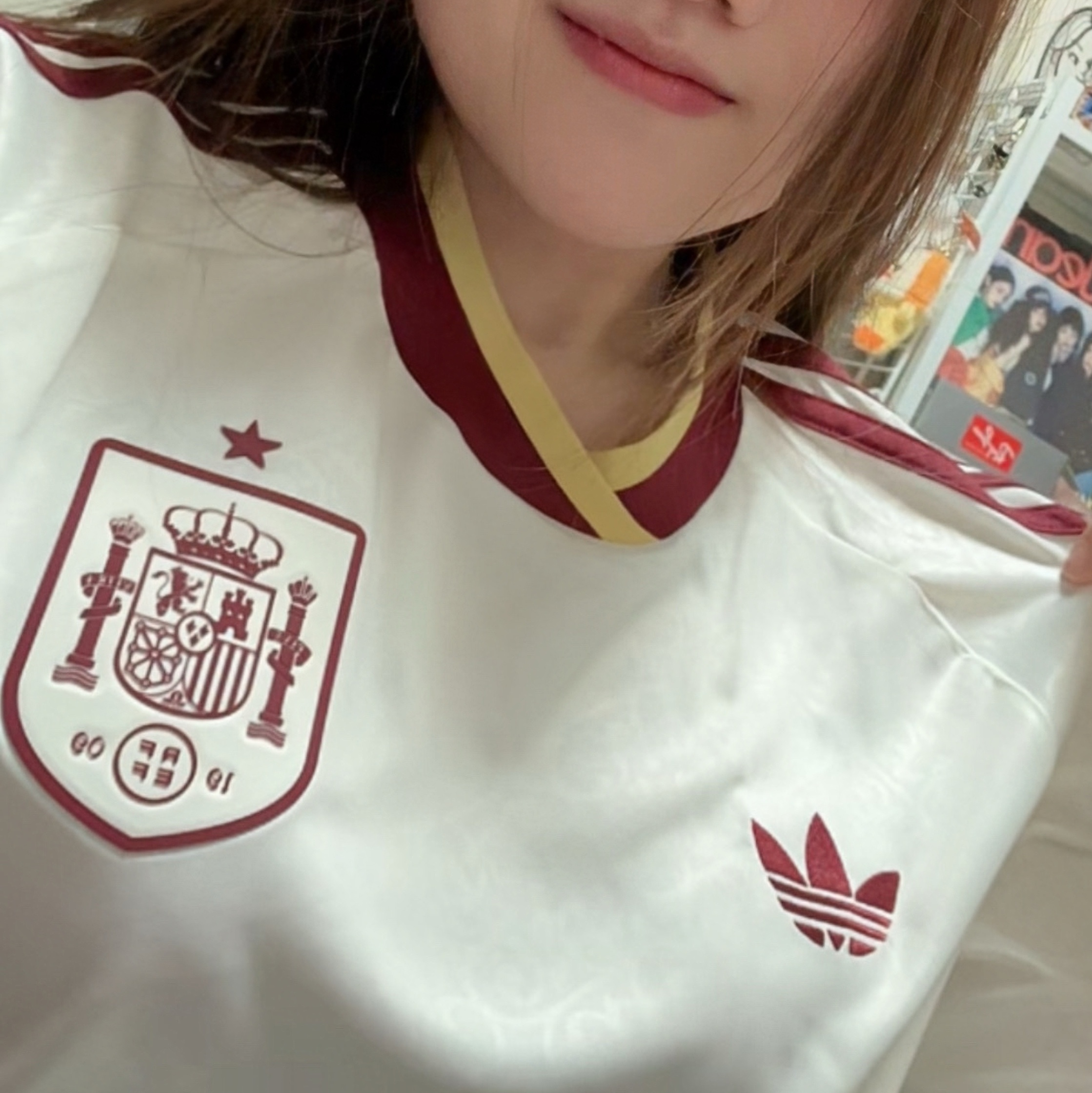 Adidas Spain 2026 Away Jersey Off White - KR Sizing (Non Marking Ver.) 착용 스타일