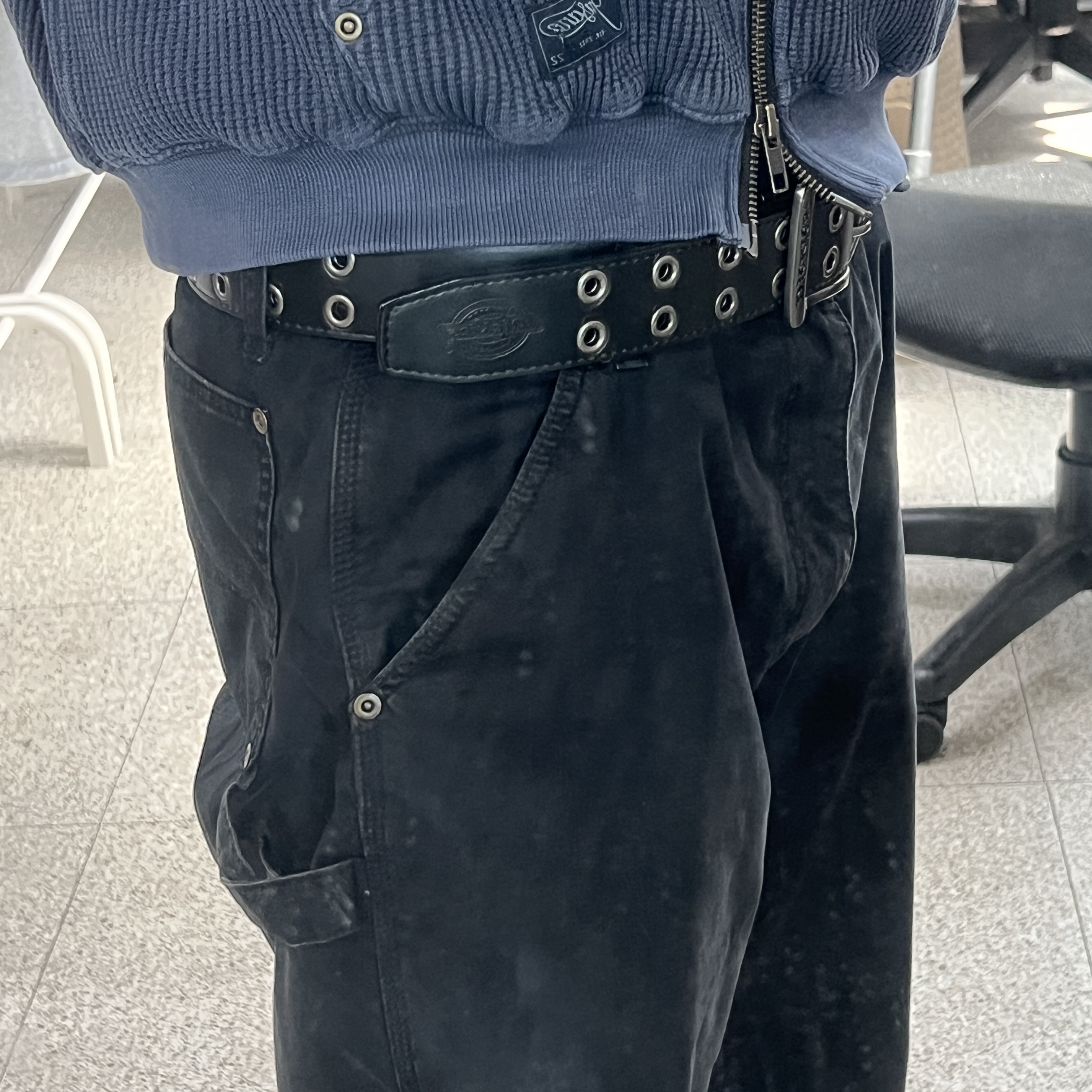 Dickies 40mm Double Eyelet Belt Dark Brown 착용 스타일
