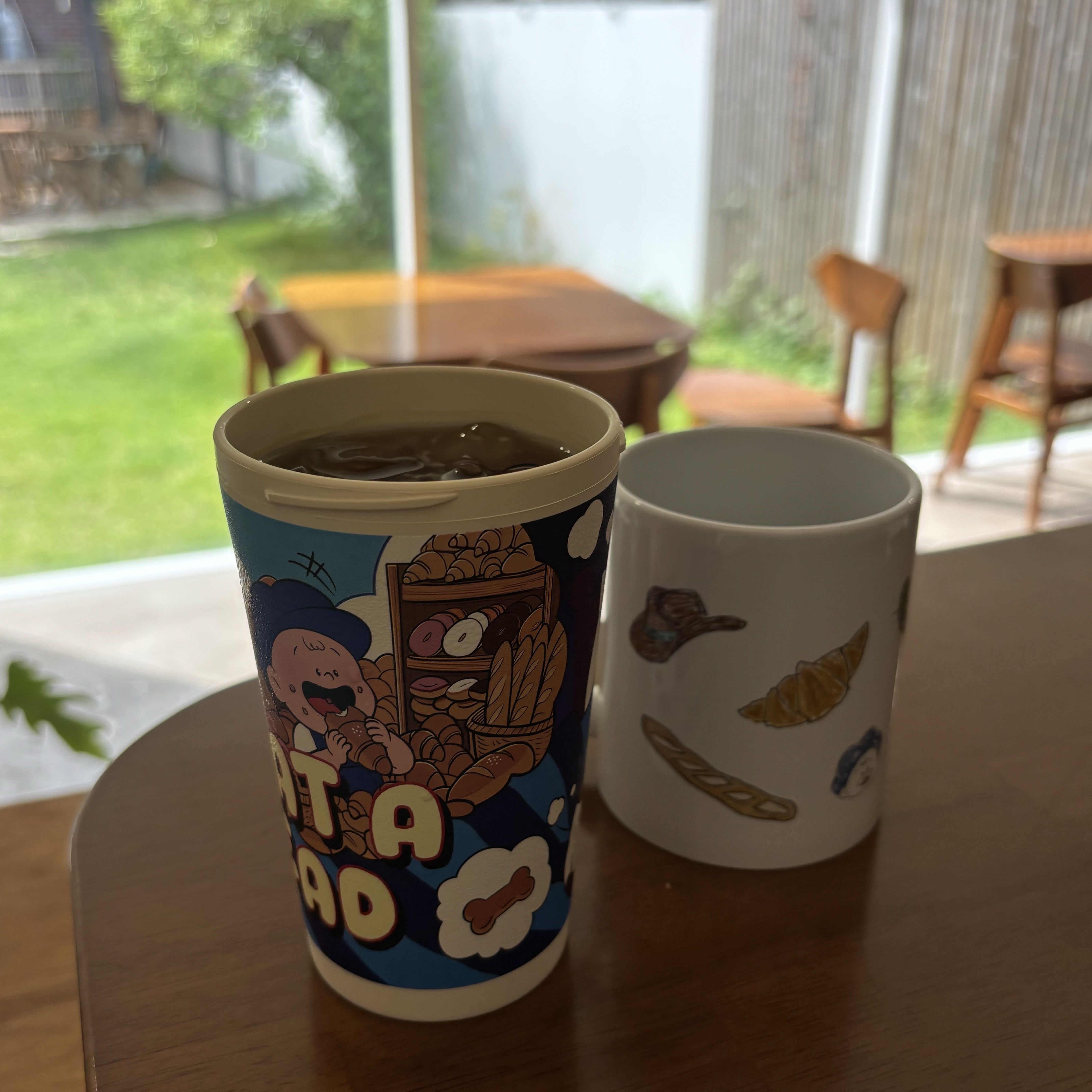 [KREAM 단독] What A Bread Daily Moments Tumbler 420ml, [KREAM 단독] What A Bread Mug White 350ml 착용 스타일 - 4