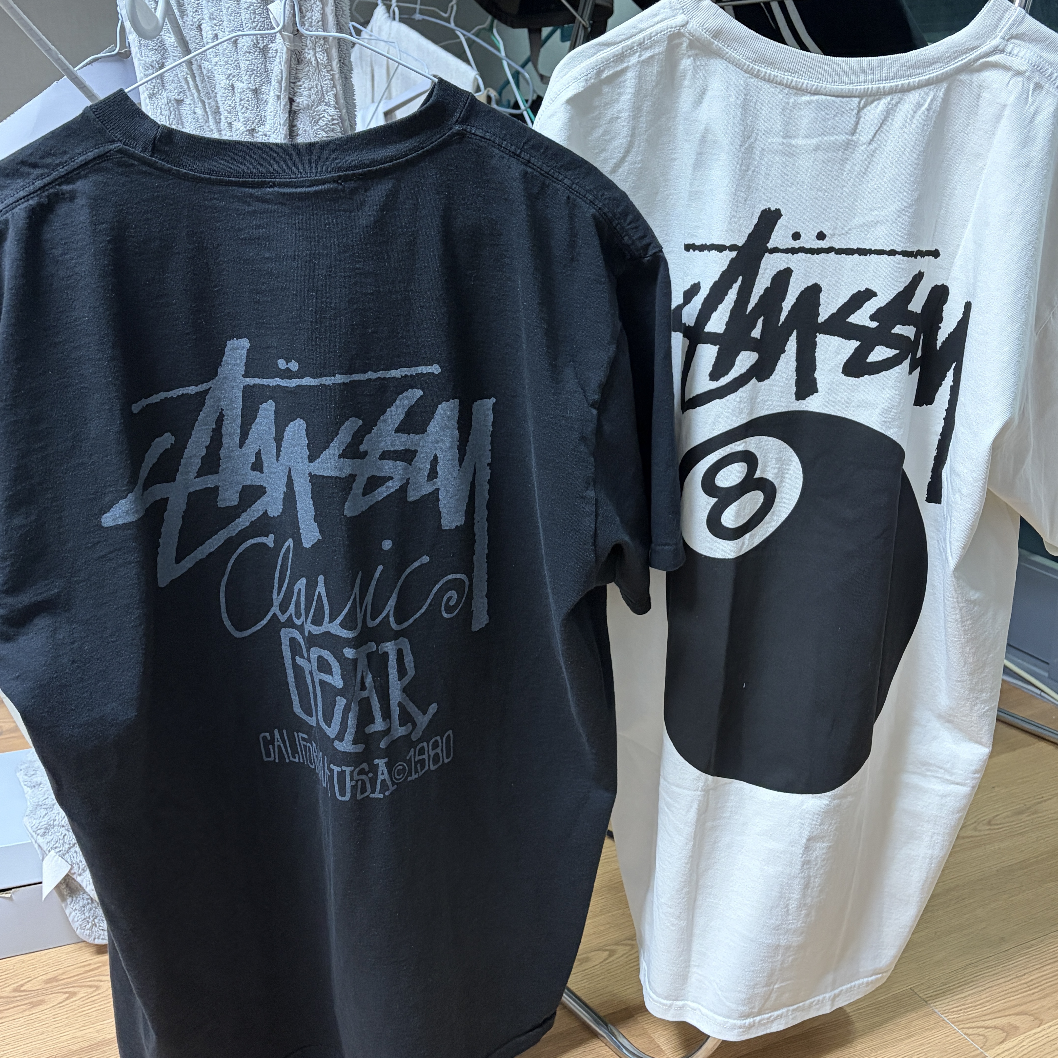 Stussy Pigment Dyed Classic Gear T-Shirt Black, Stussy 8 Ball Pigment Dyed T-Shirt Natural 착용 스타일
