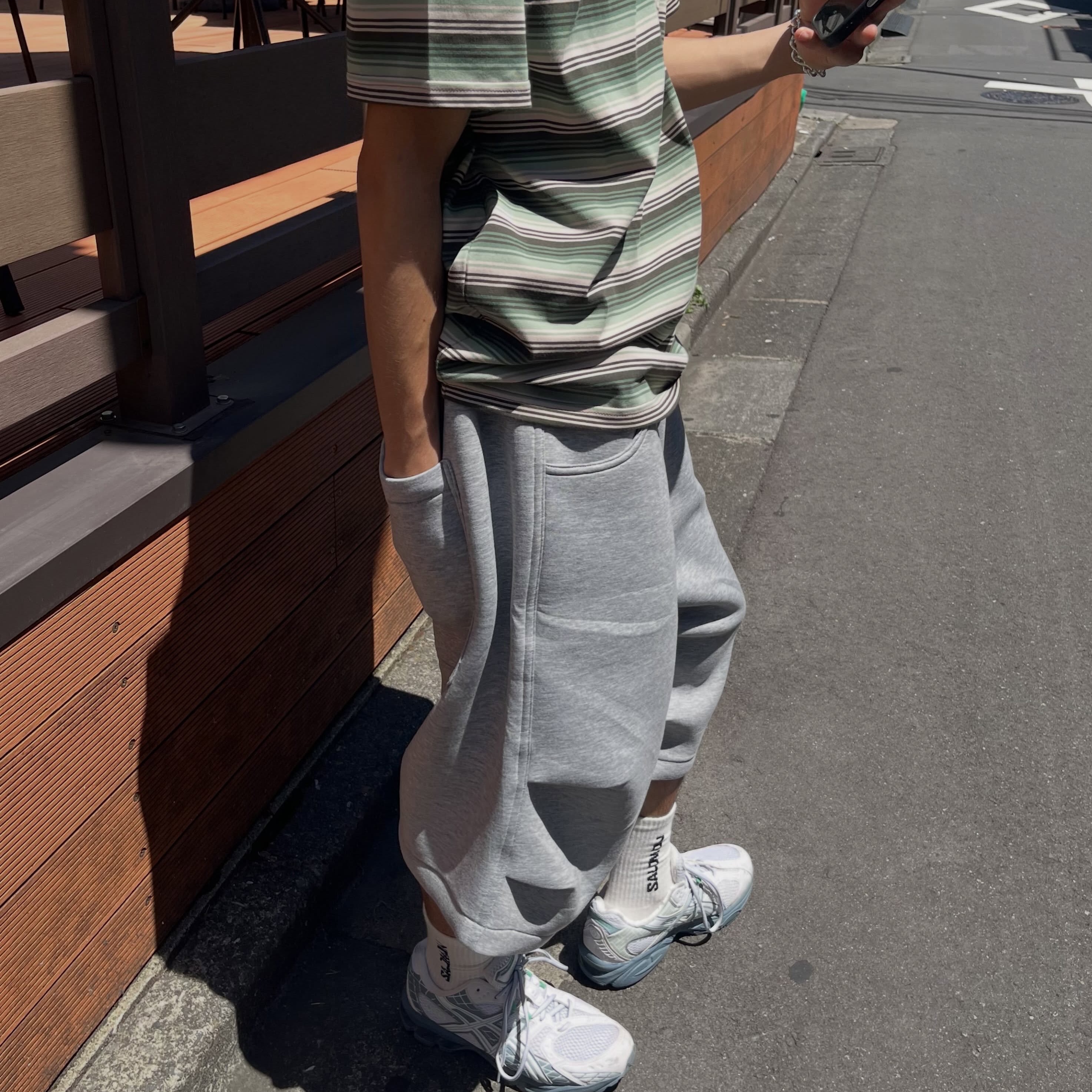 Millo Archive Arch-Drop Sweat Half Pants Melange Gray, Millo Archive Arch-Drop Sweat Half Pants Black 착용 스타일 - 2