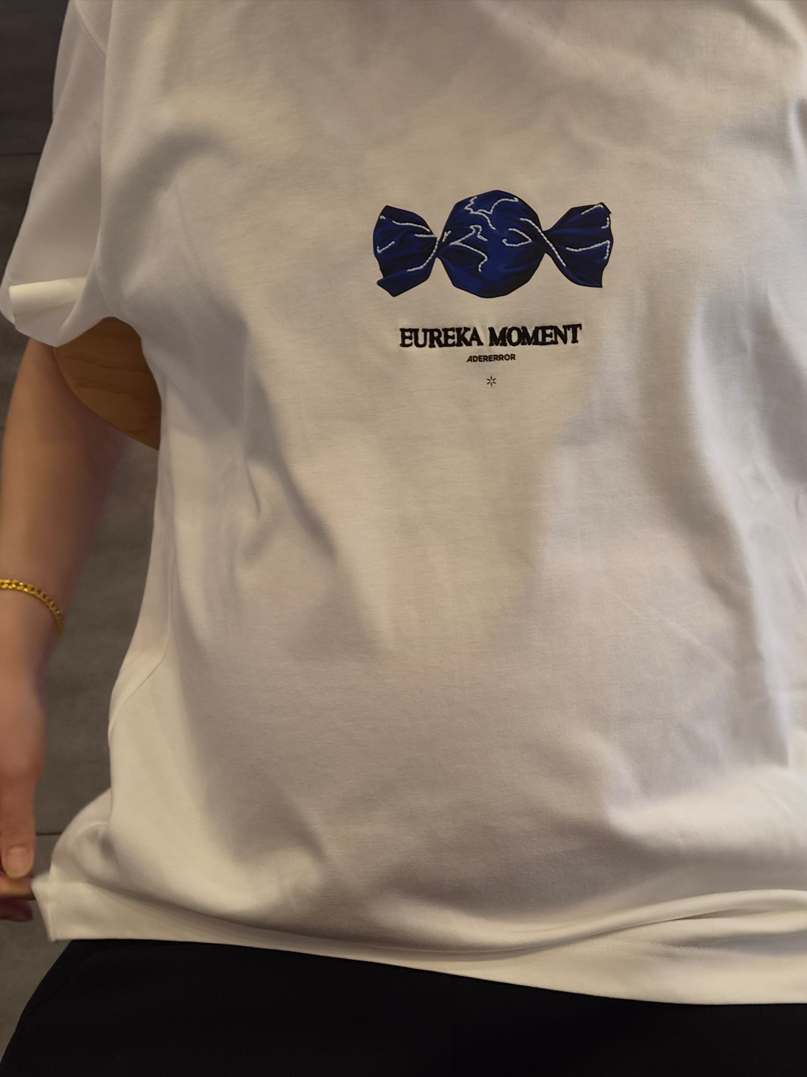 Ader Error Lolly T-Shirt Product. 50 Off White 착용 스타일
