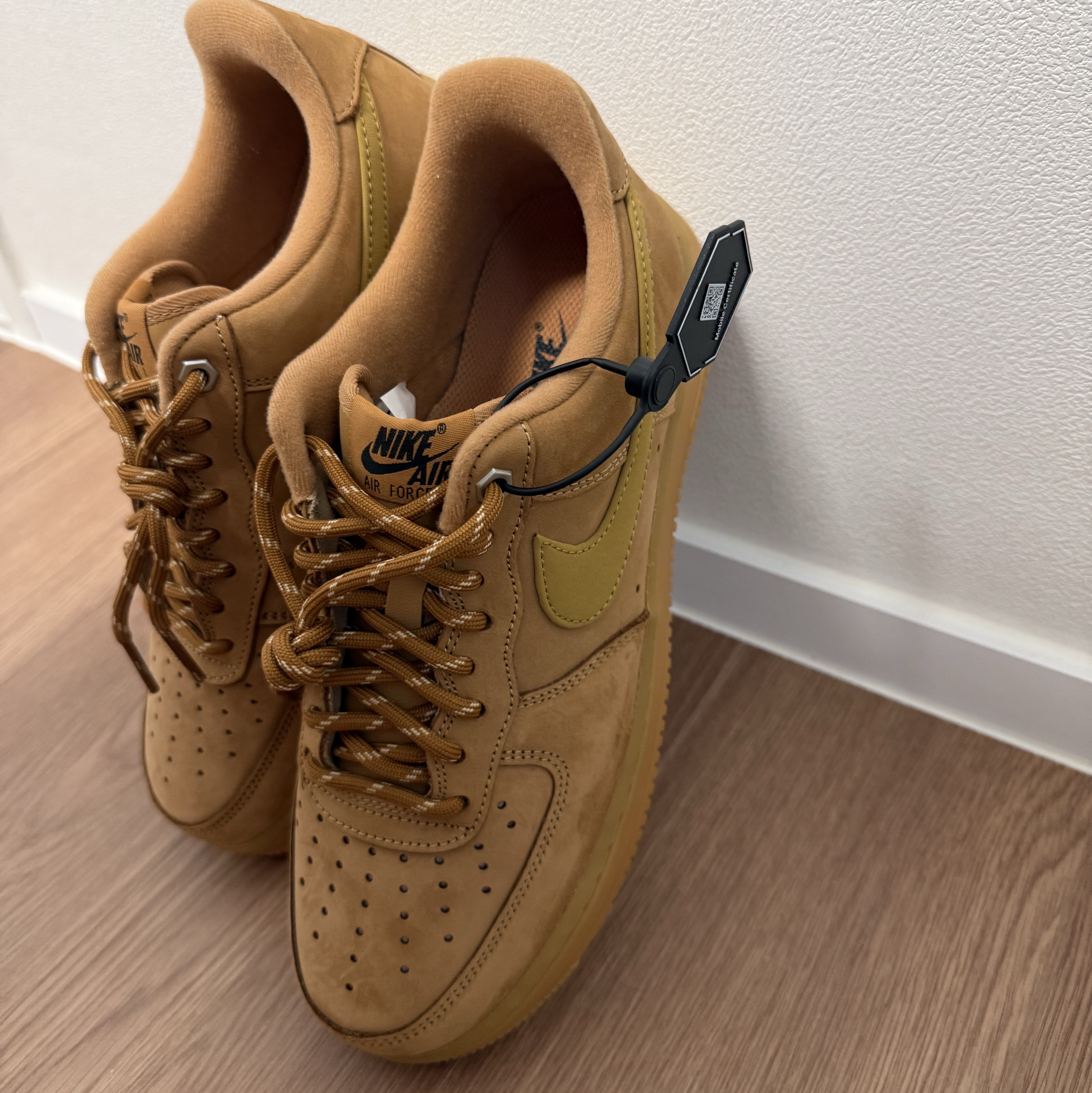 Nike Air Force 1 '07 WB Flax 착용 스타일