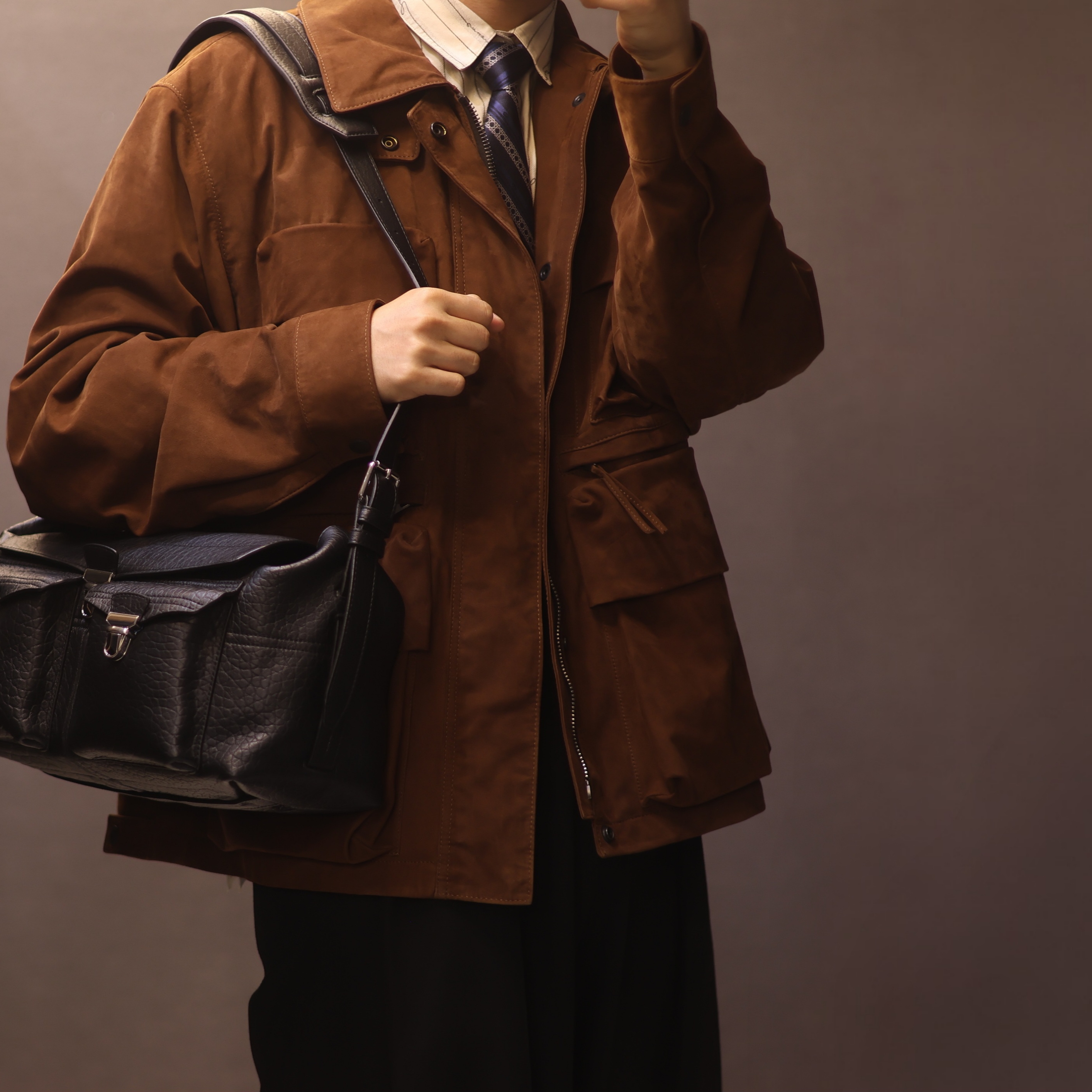 Lemaire Large Rail Belt Croissant Bag Grained Cow Leather Dark Chocolate, Wooyoungmi Wool Wide Folding Pants Black - 25SS 착용 스타일 - 2