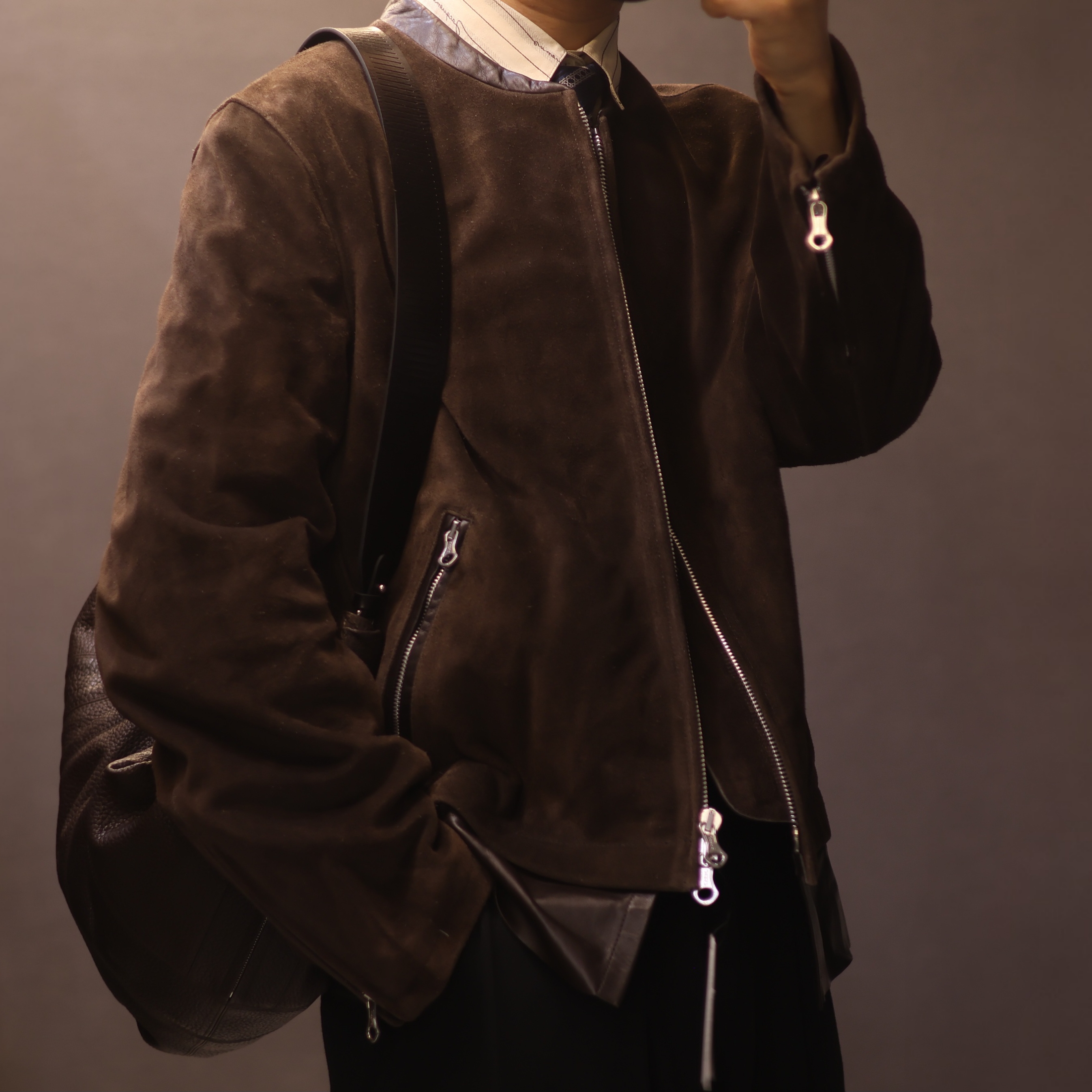 Lemaire Large Rail Belt Croissant Bag Grained Cow Leather Dark Chocolate, Wooyoungmi Wool Wide Folding Pants Black - 25SS 착용 스타일 - 3