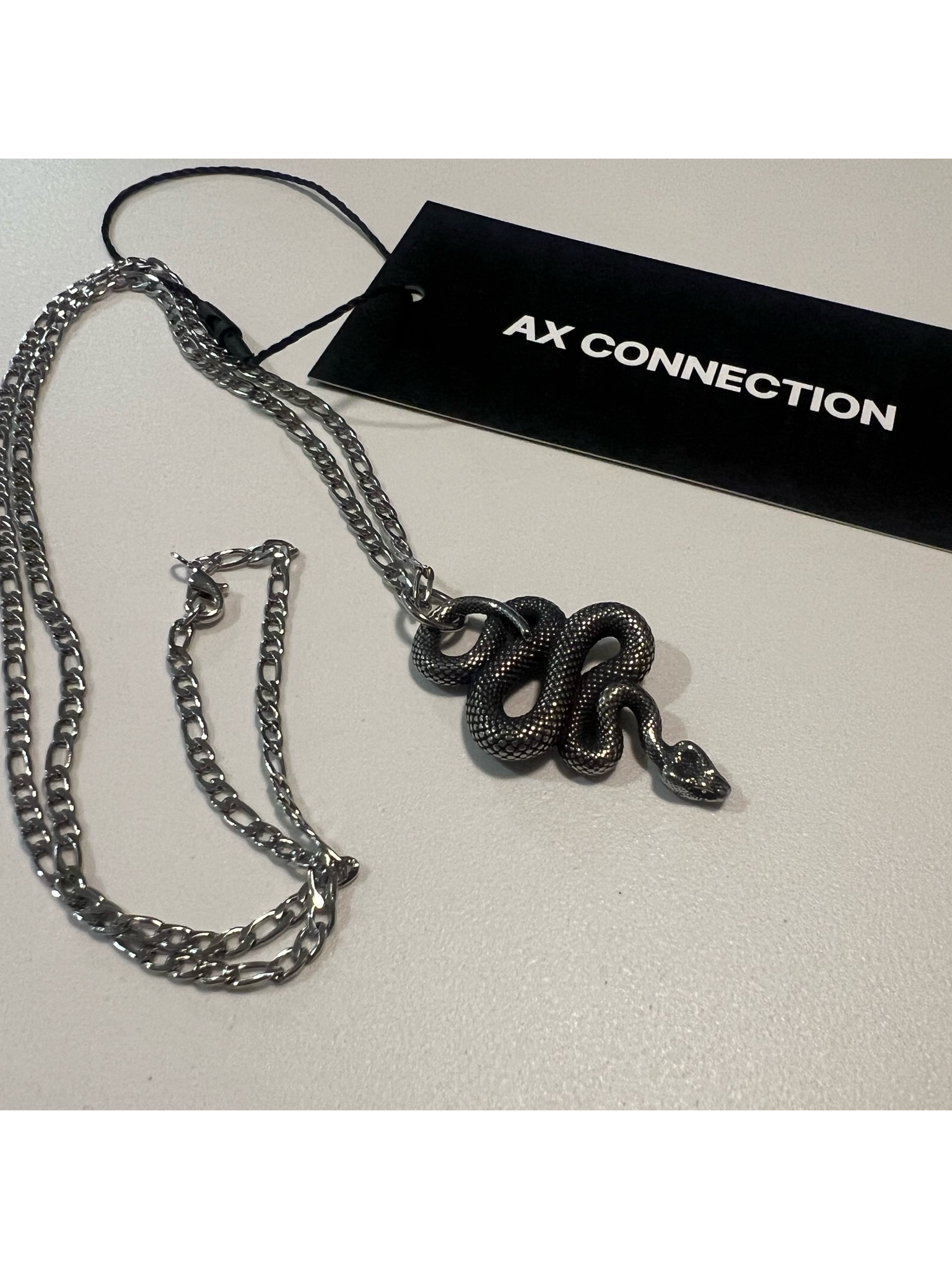 AX CONNECTION Snake Pendant Chain Necklace 착용 스타일 - 2