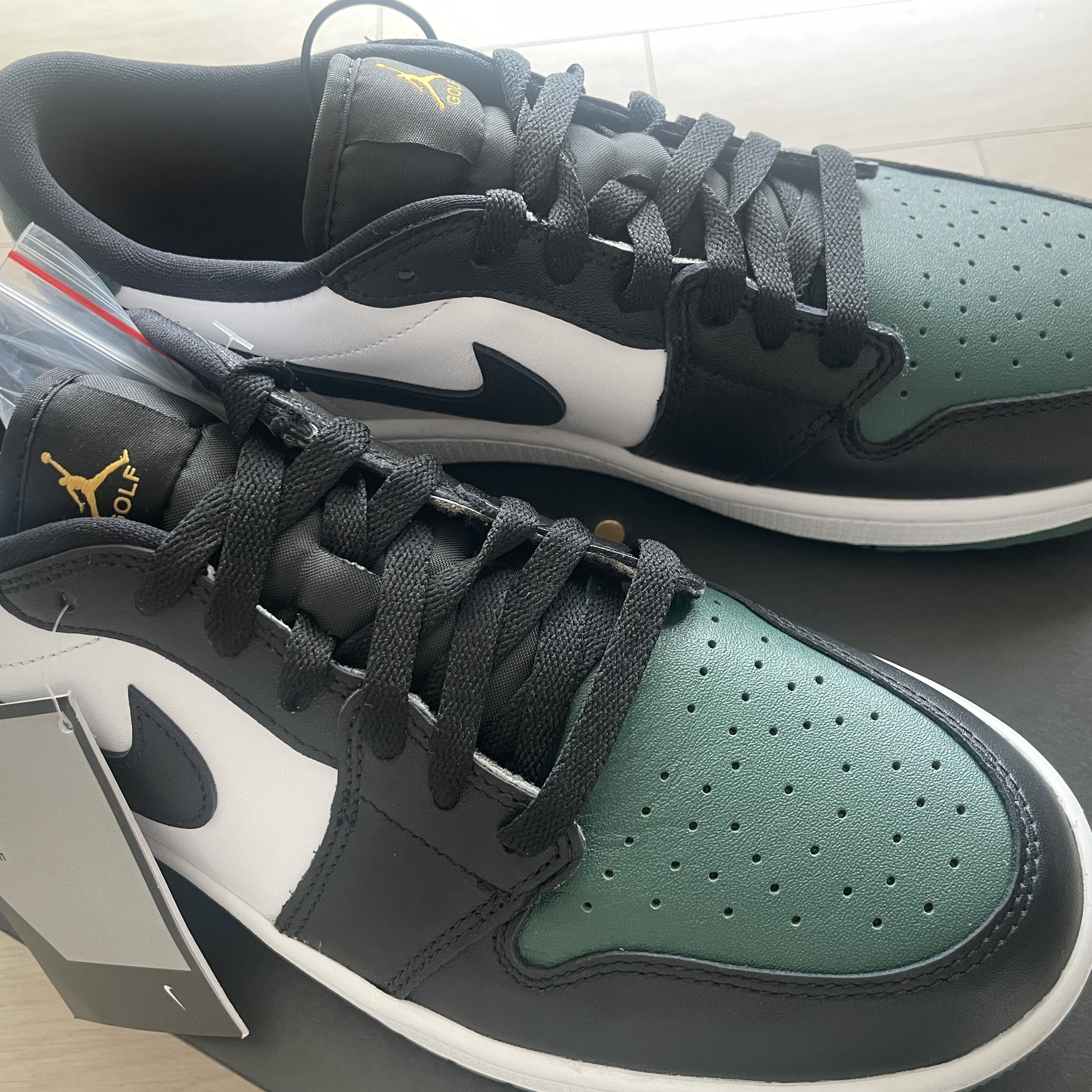 Jordan 1 Low Golf Noble Green 착용 스타일