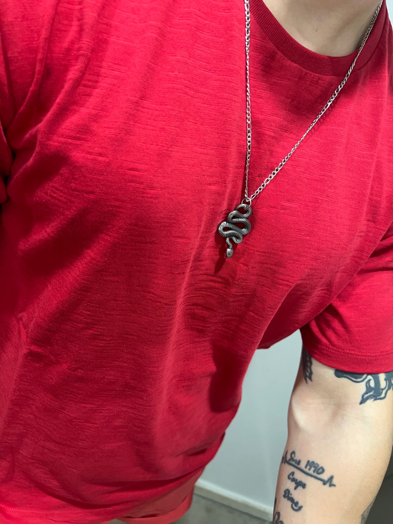AX CONNECTION Snake Pendant Chain Necklace 착용 스타일 - 1