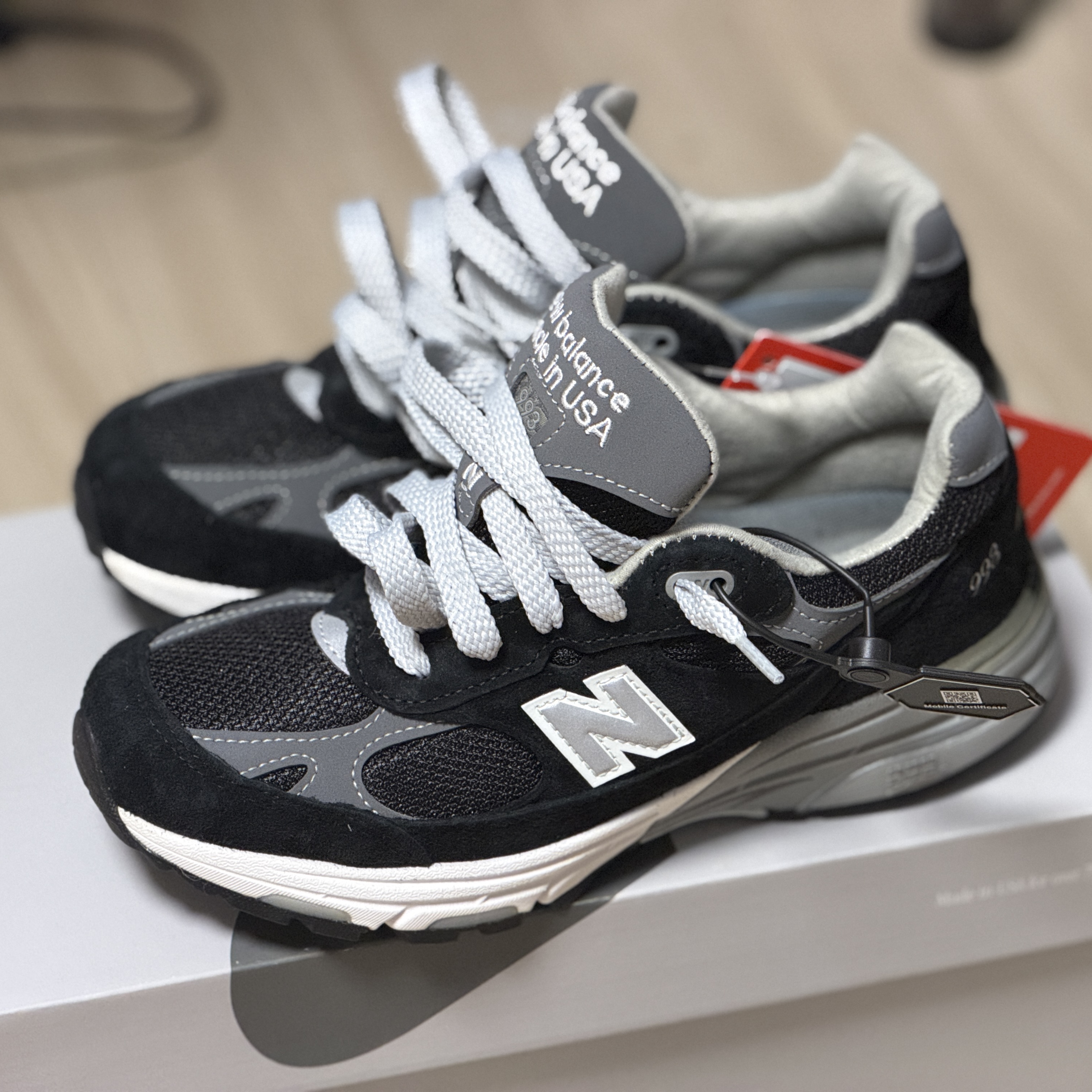 (W) New Balance 993 Made in USA Black - B Standard 착용 스타일