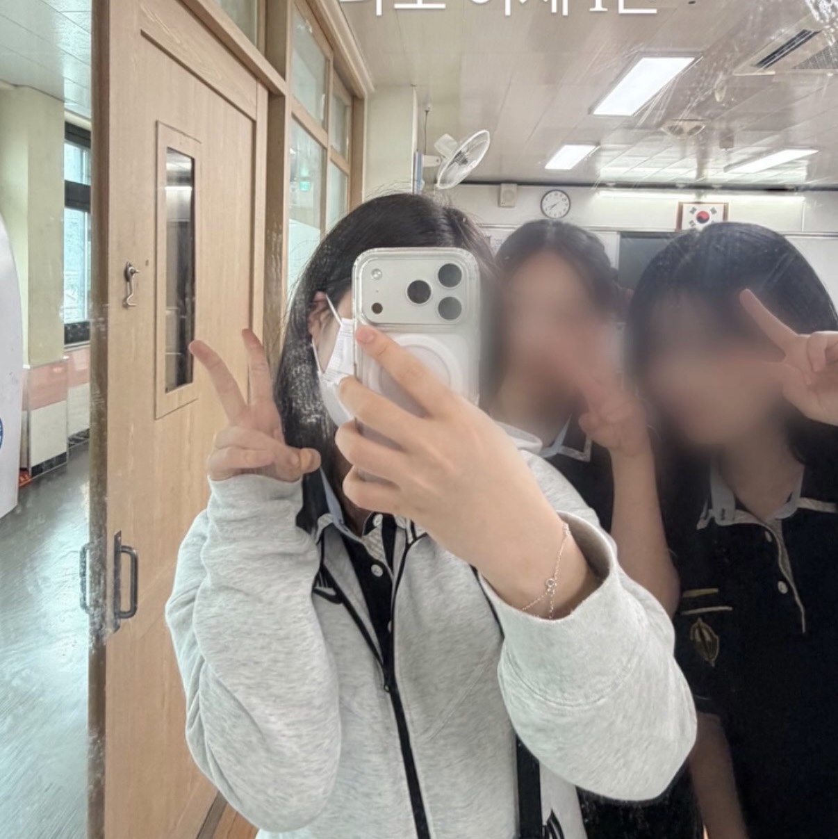 (W) Nike NSW Tech Fleece Windrunner Full Zip Hoodie Light Grey Heather - Asia 착용 스타일 - 2