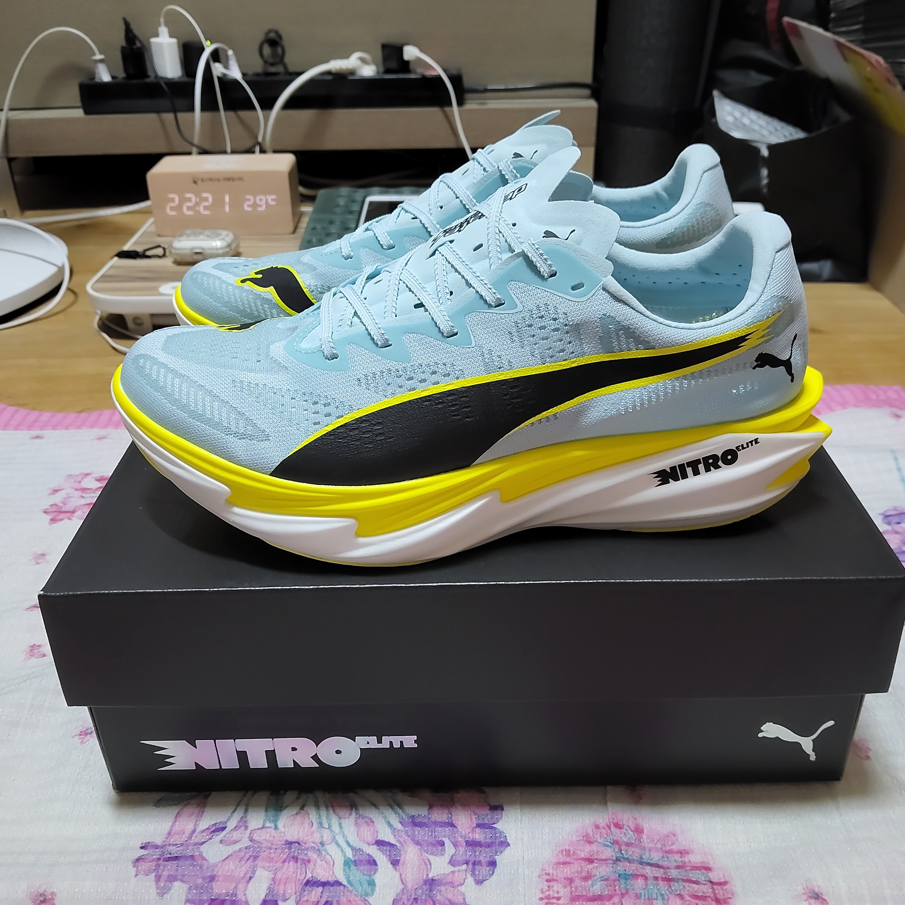 Puma Deviate Nitro Elite 4 Fresh Water Lemon Crush 착용 스타일 - 1