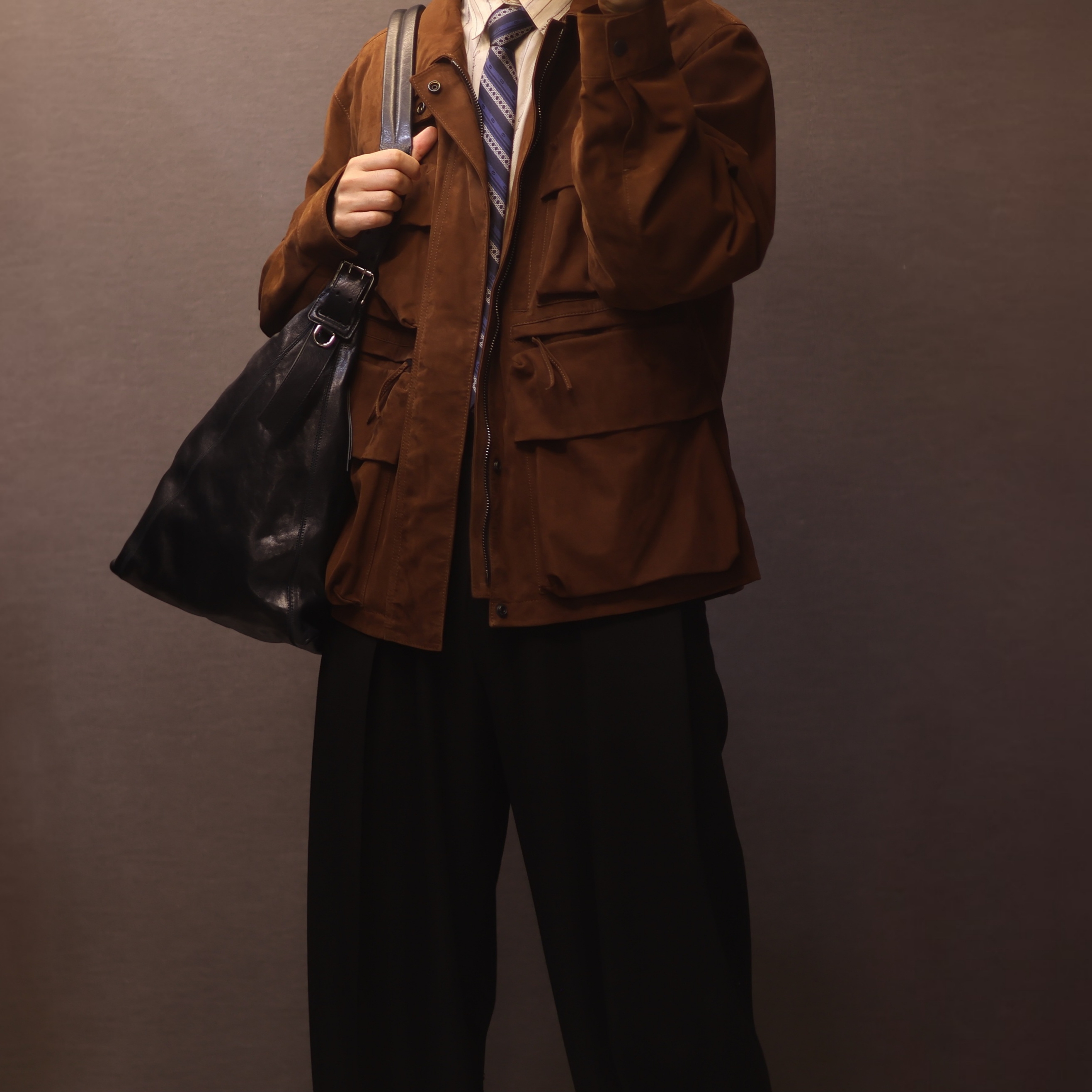 Lemaire Large Rail Belt Croissant Bag Grained Cow Leather Dark Chocolate, Wooyoungmi Wool Wide Folding Pants Black - 25SS 착용 스타일 - 7