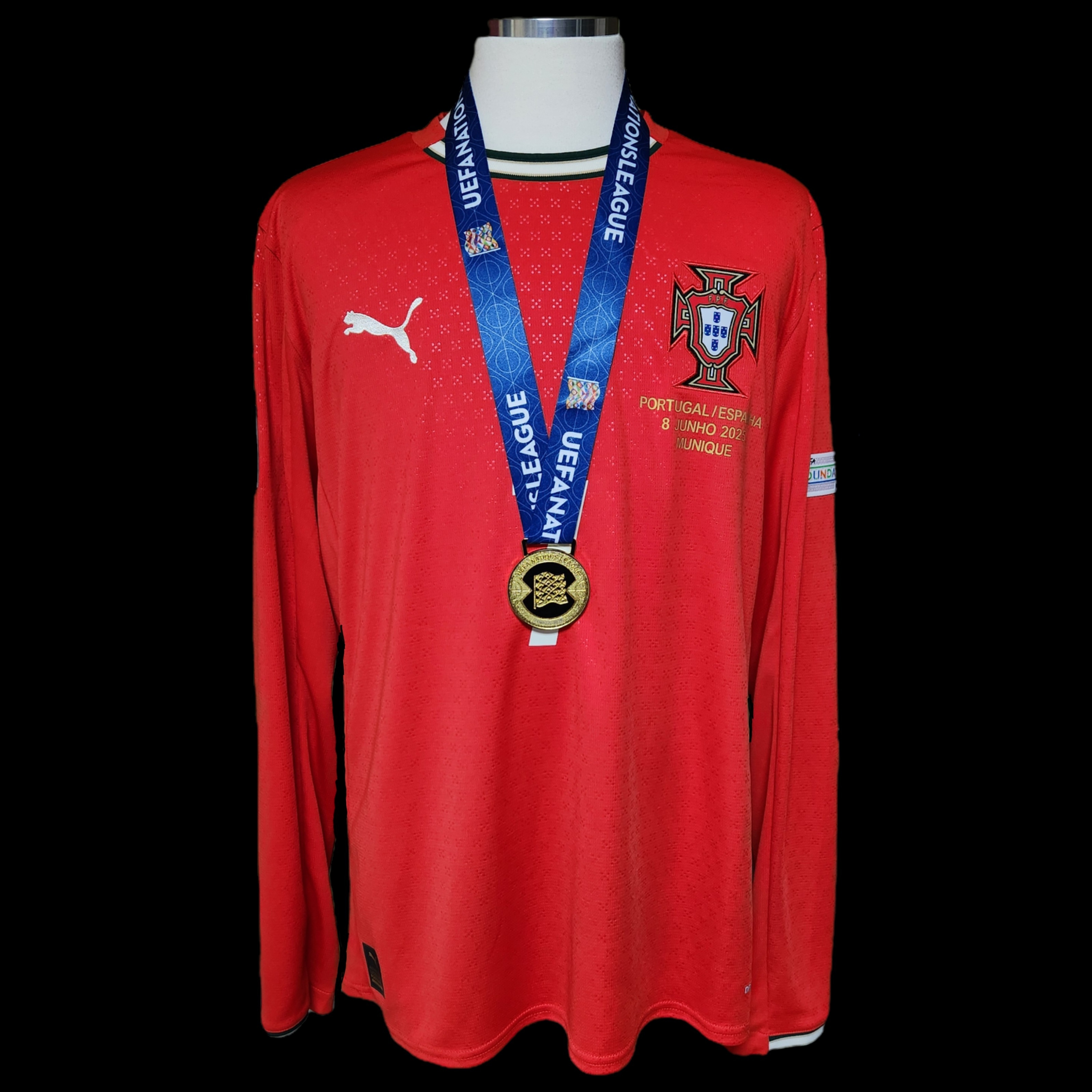 Puma Portugal 2025 Home Jersey Sport Red (Non Marking Ver.) 착용 스타일 - 1