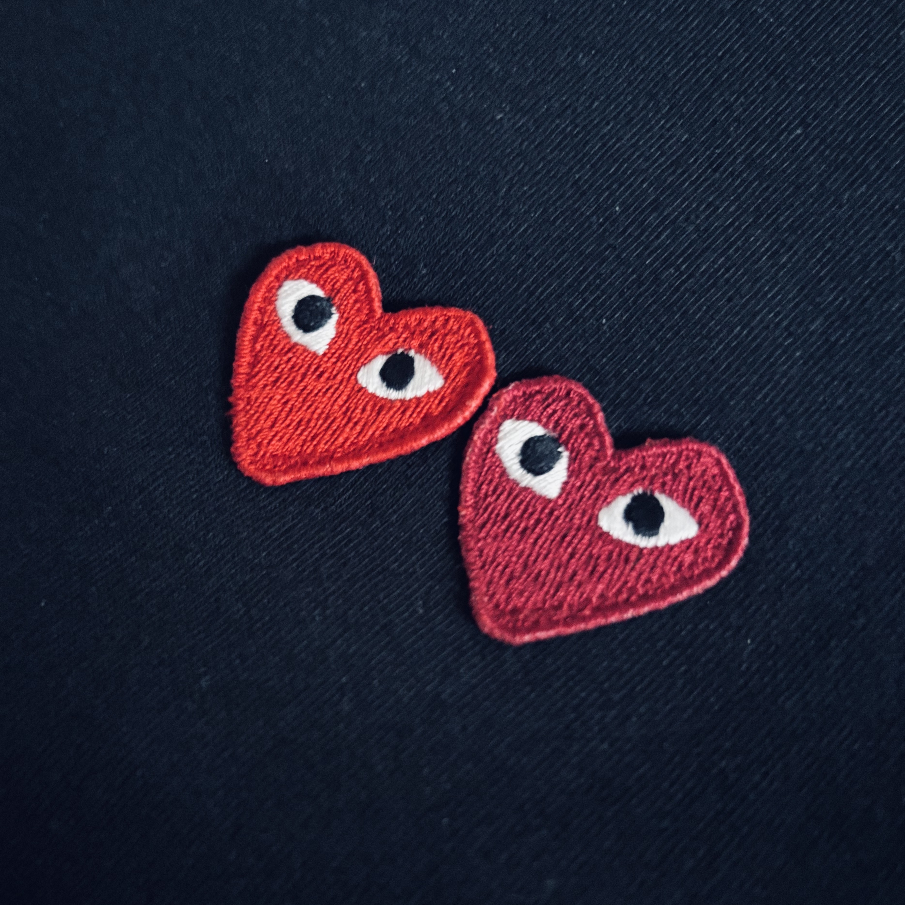 Play Comme des Garcons Double Heart T-Shirt Black 착용 스타일