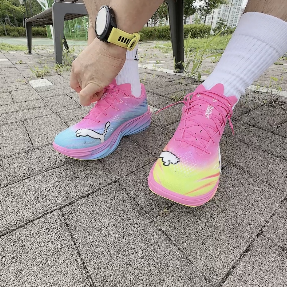 Puma Deviate Nitro Elite 4 ST Poison Pink Yellow Alert 착용 스타일