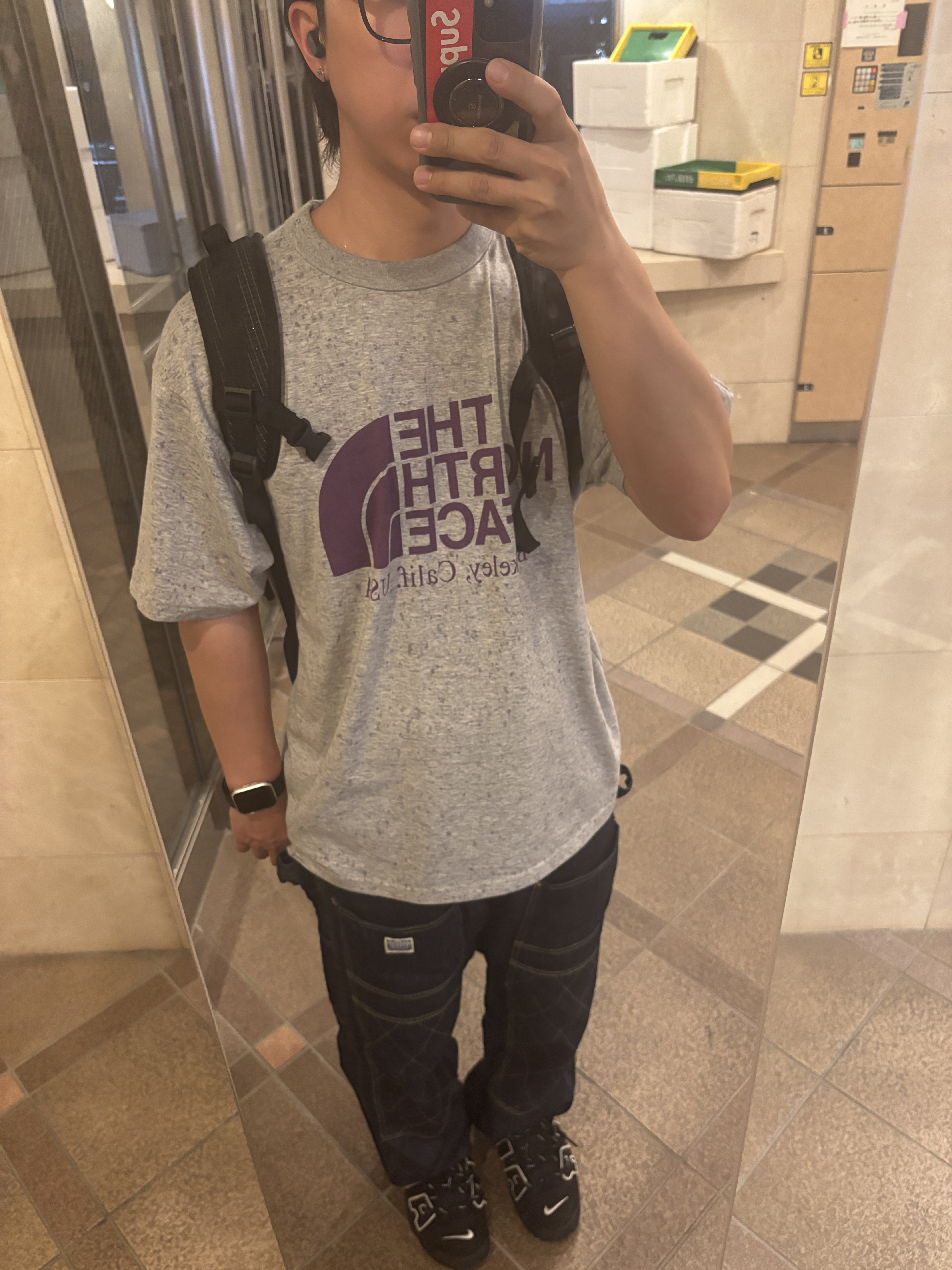 Palace x The North Face Purple Label Field Graphic T-Shirt Mix Gray - 25FW, Kapital 11.5 oz. Denim Lumber Pants Indigo 착용 스타일