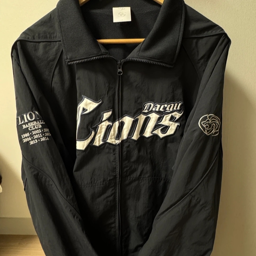 Sansan Gear x Samsung Lions Jacket Navy 착용 스타일 - 1