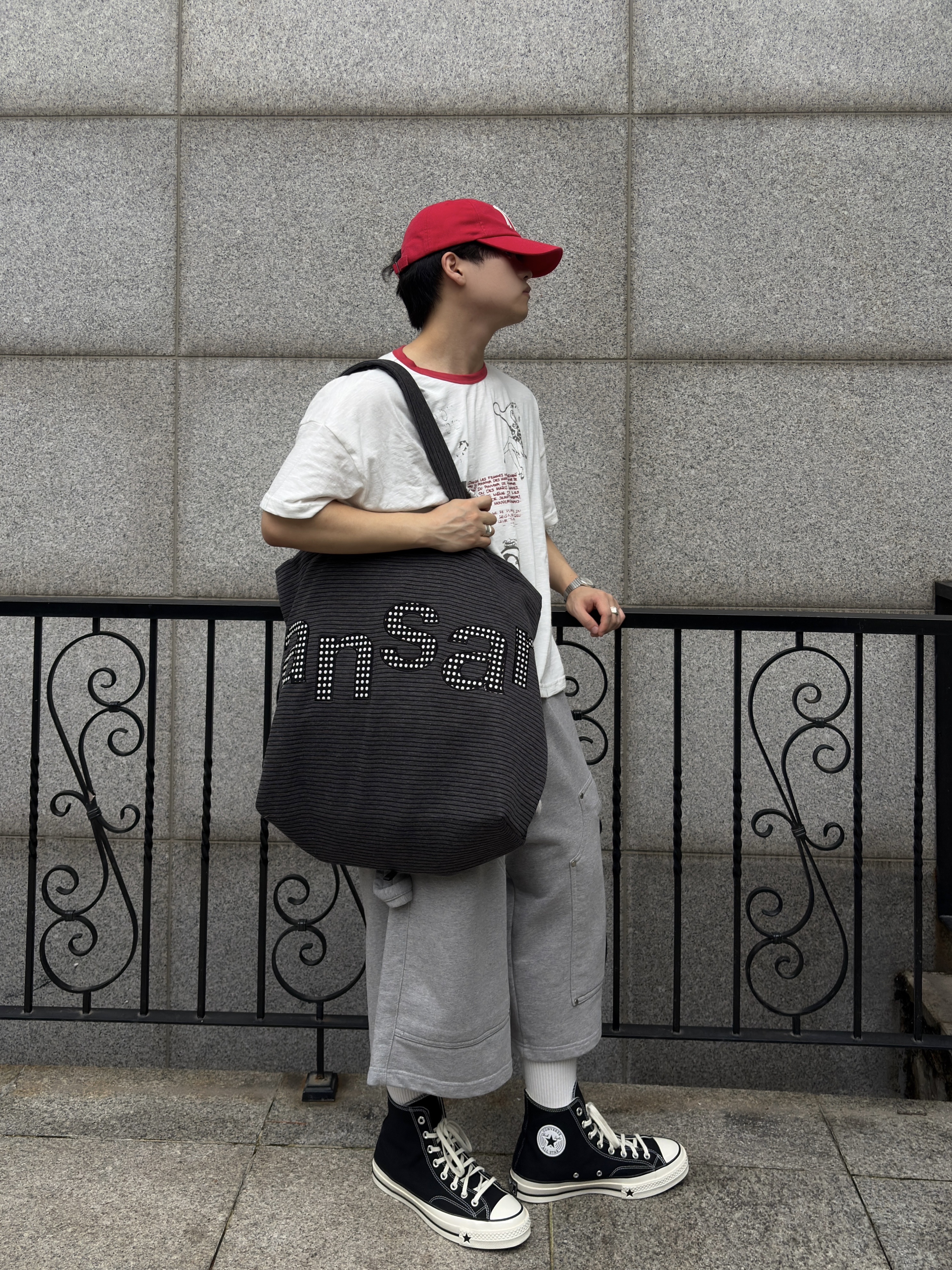 ETCE Ny Cross Washed Cap Red, MJD Oversized Stamp Ringer T-Shirt White 착용 스타일 - 2