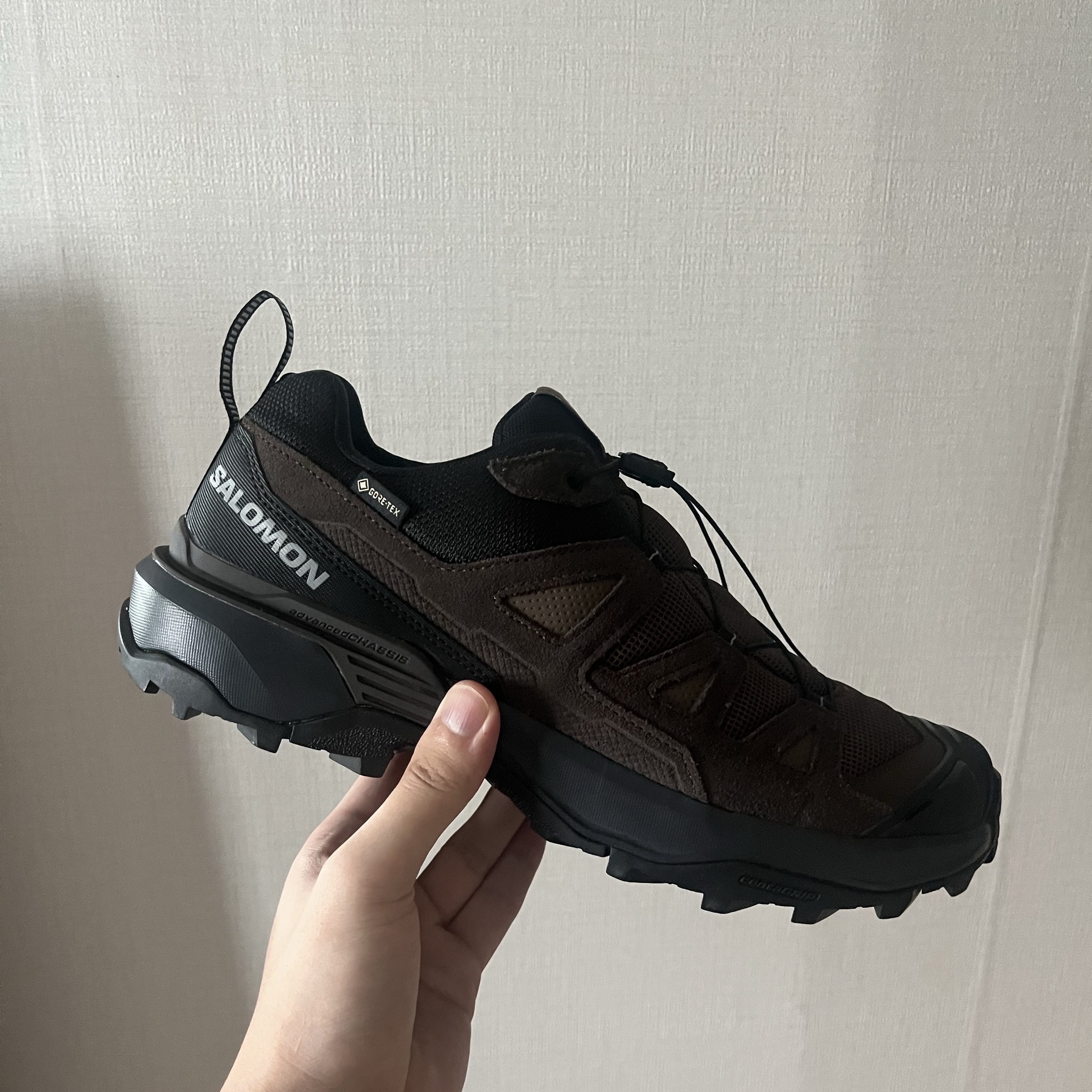 Salomon X Ultra 360 Leather GTX Dark Earth Delicioso 착용 스타일 - 1