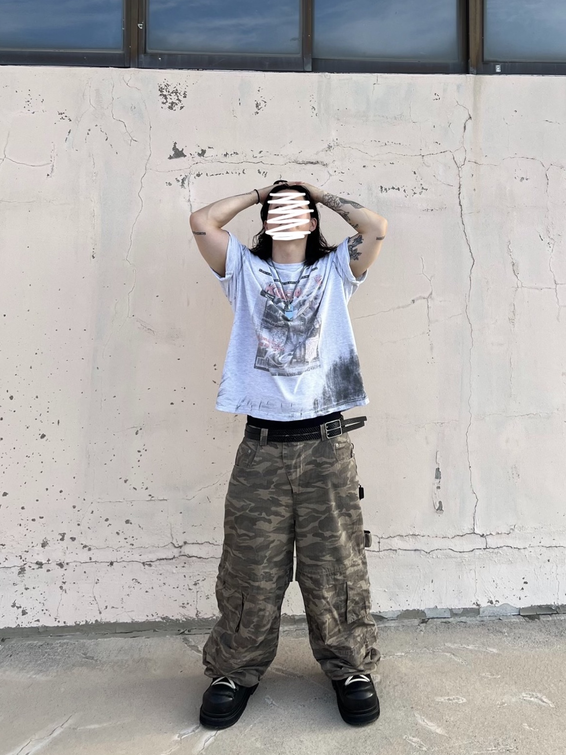 Epr. Layer Double Strap Belt, [KREAM Exclusive] Kamien Titan Baggy Pants Kream Camo 착용 스타일 - 1