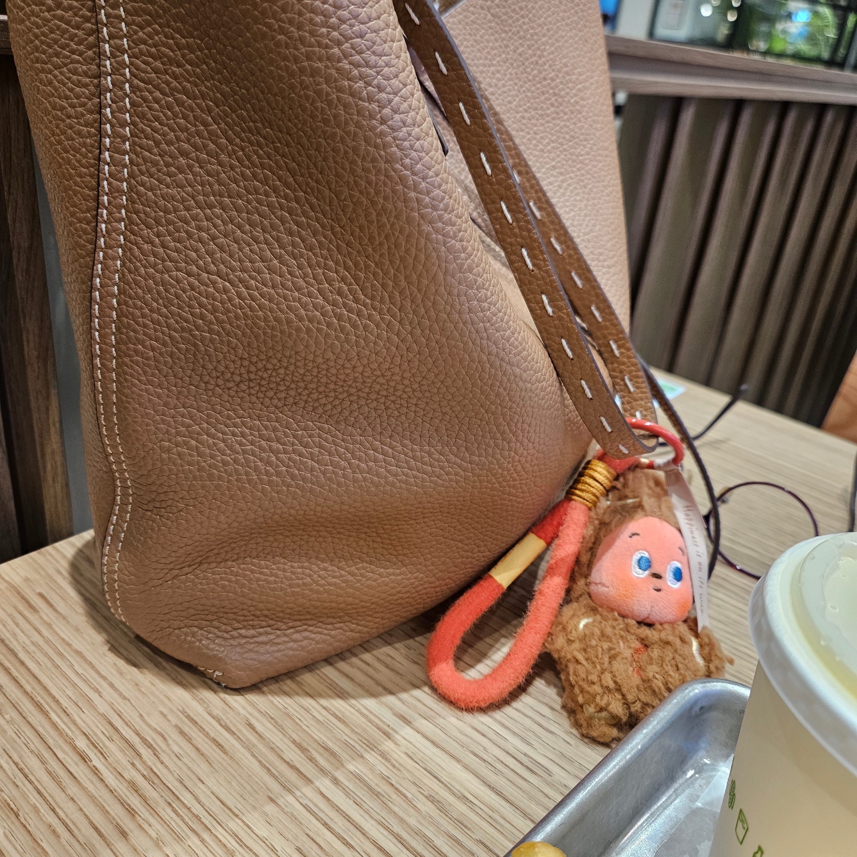 Pop Mart Twinkle Twinkle Savor the Moment Series-Fresh-Baked Mini Cookies Plush Pendant Vanilla Crunch (Opened Case) 착용 스타일 - 3