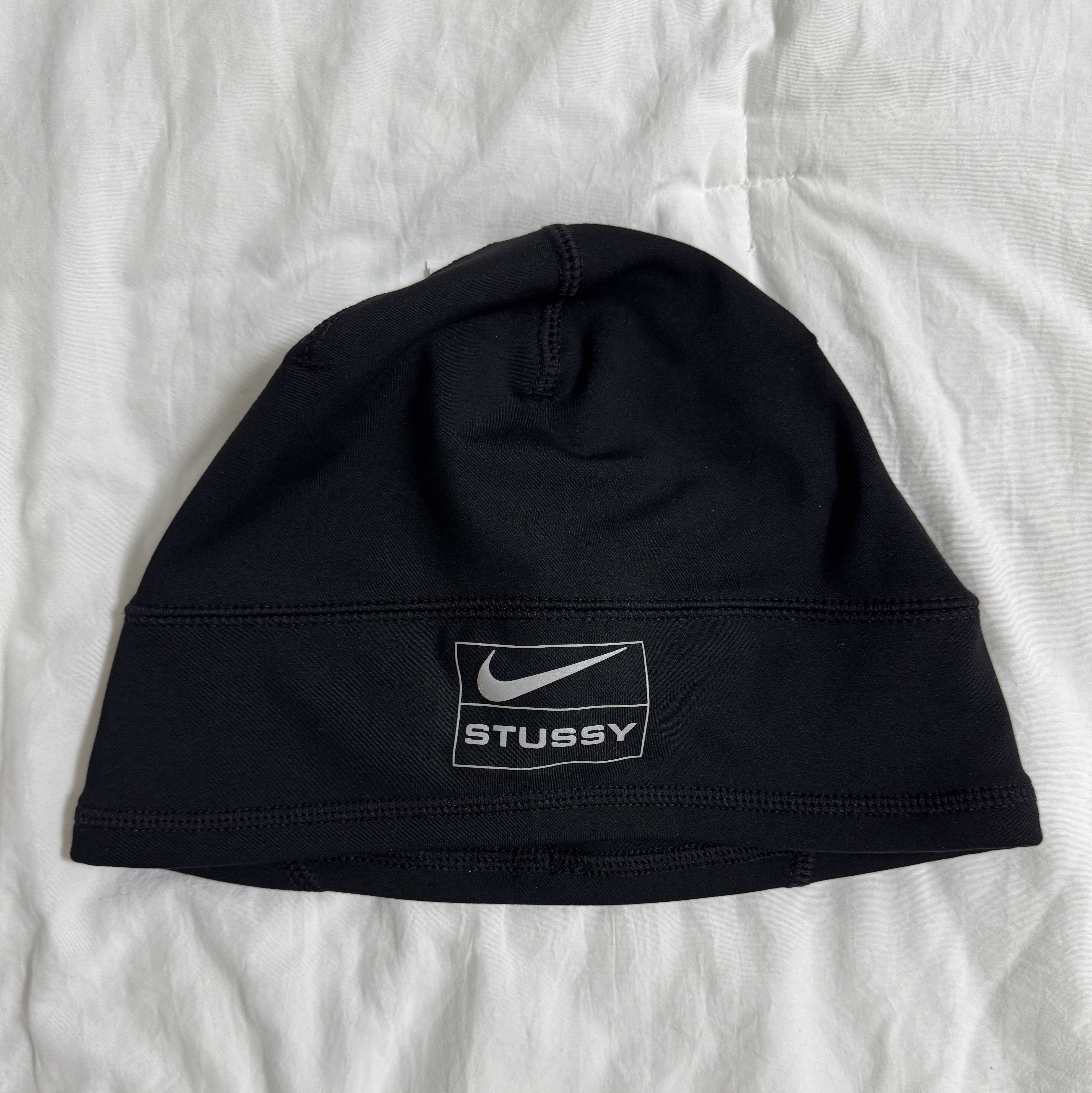 Nike x Stussy Skull Cap Black 착용 스타일 - 1