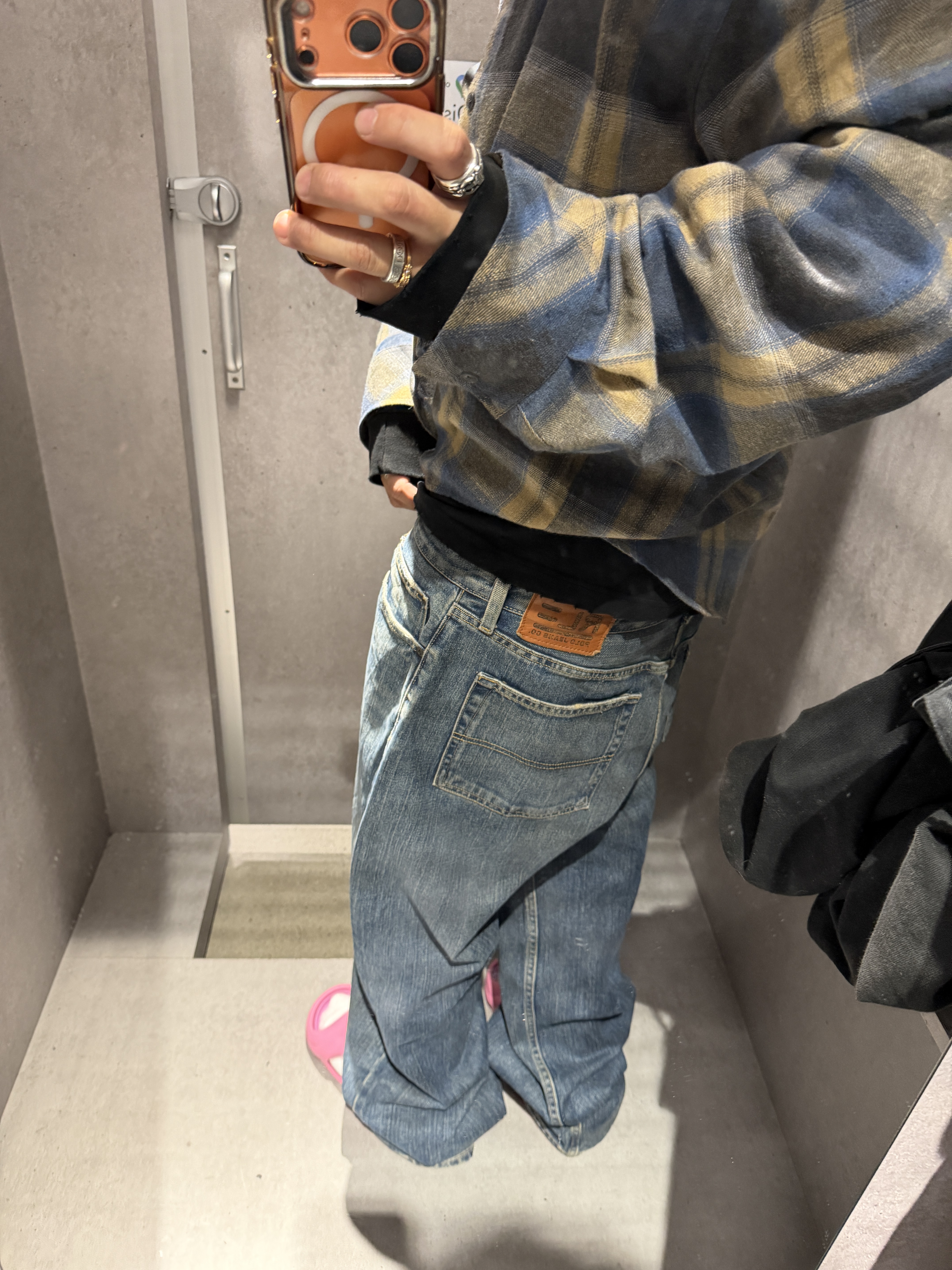 Undermycar Mu.73 Anti Fxxking Logo Play Basic Long Sleeve Flannel Shirts Sky Beige 착용 스타일 - 4