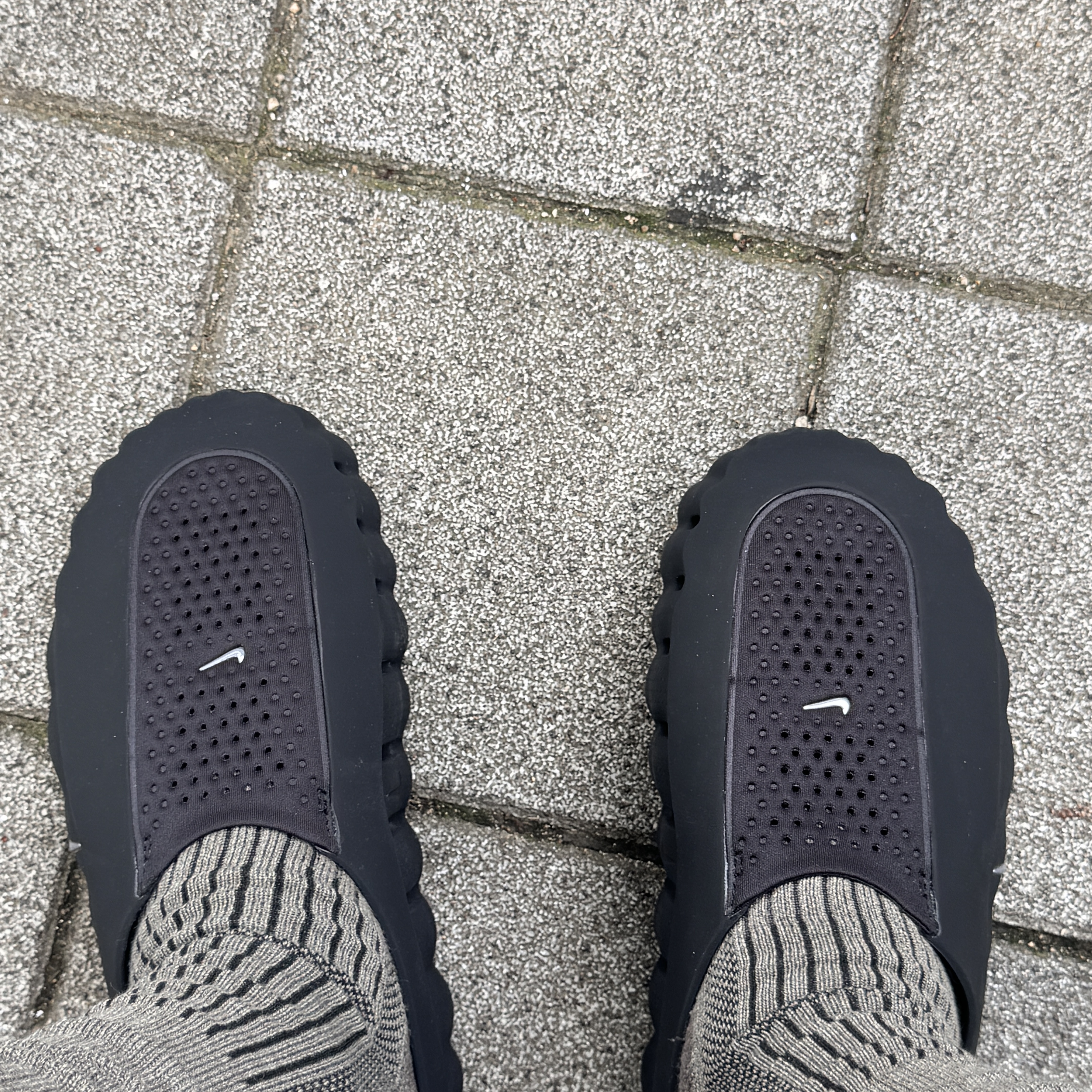 Nike Mind 001 Black Chrome 착용 스타일