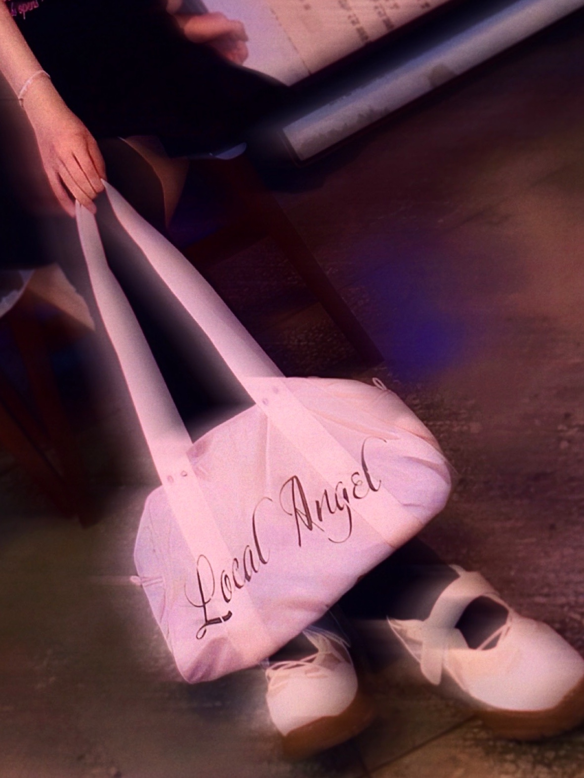 Sculptor Local Angel Gym Bag Pink 착용 스타일 - 2