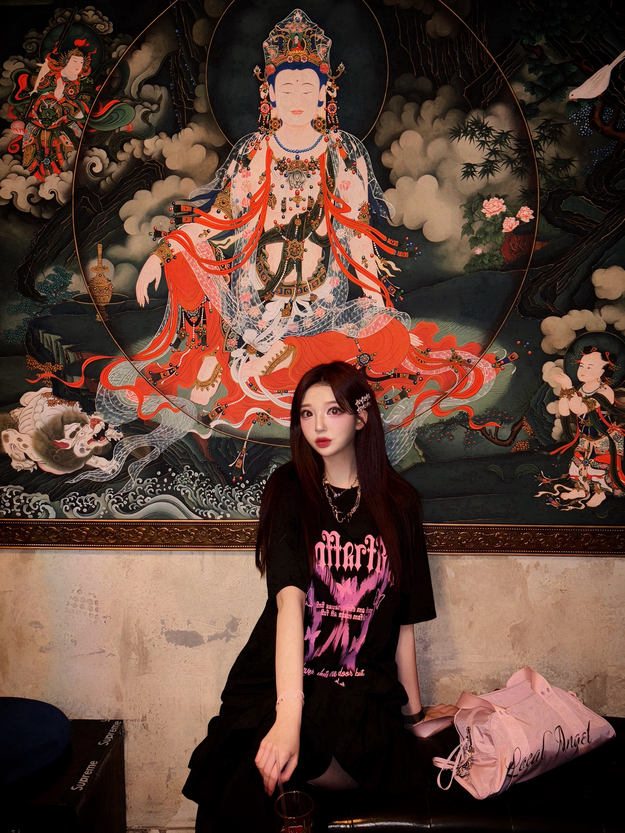 Sculptor Local Angel Gym Bag Pink 착용 스타일 - 1