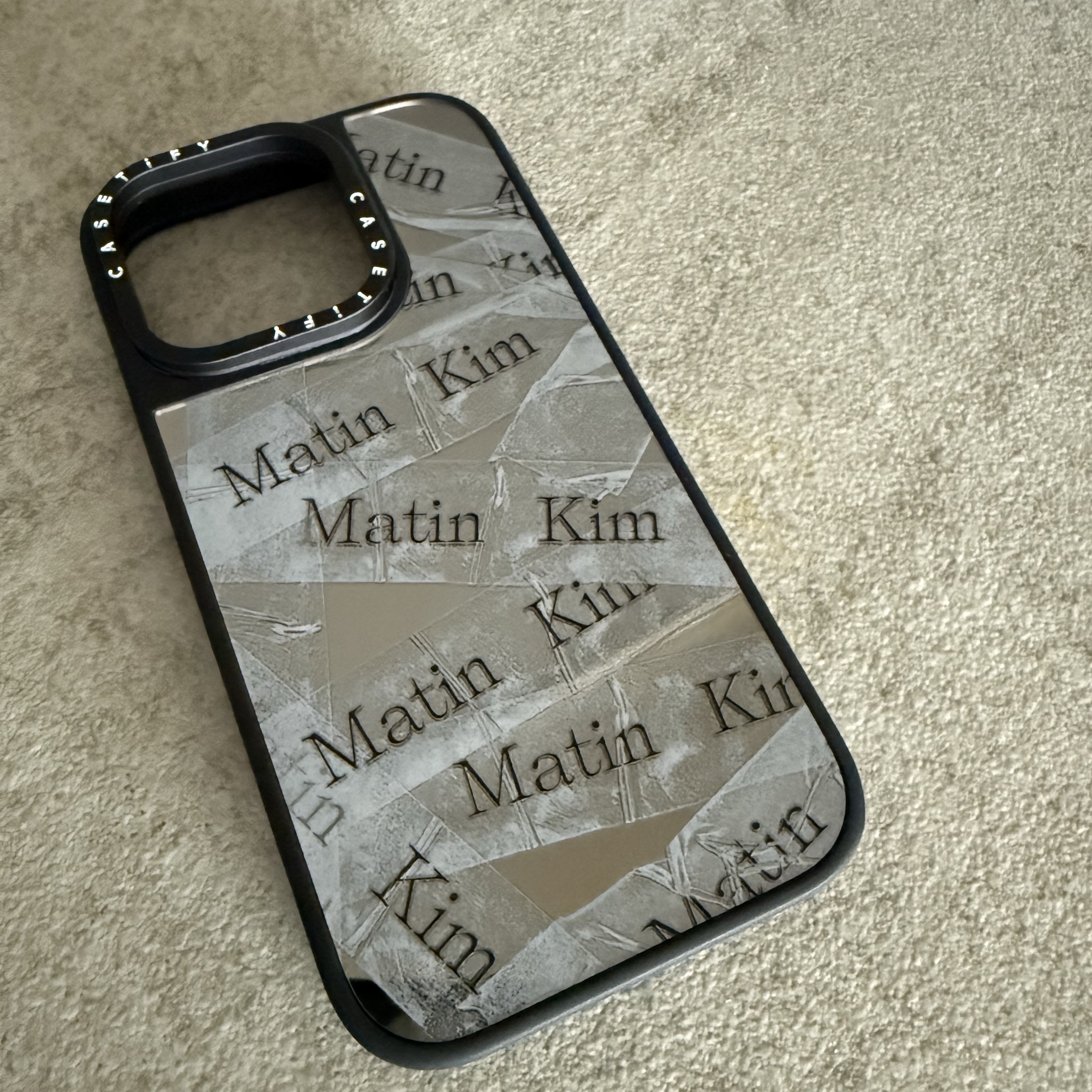 Castify x Matin Kim iPhone Tape Magsafe Compatible Mirror Case Silver Mirror Black Bumper 착용 스타일